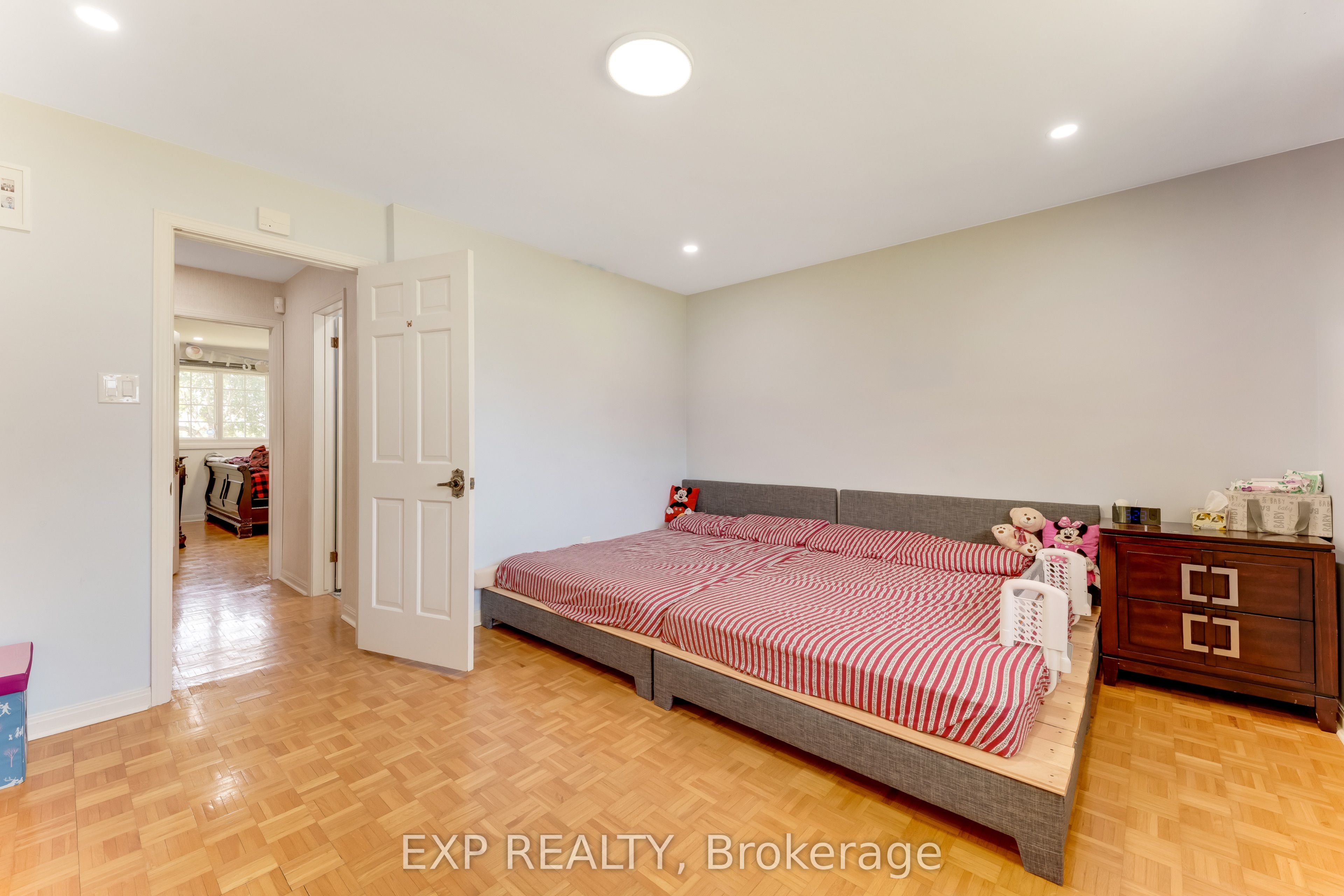 2047 Hamilton Road Property Photo 40