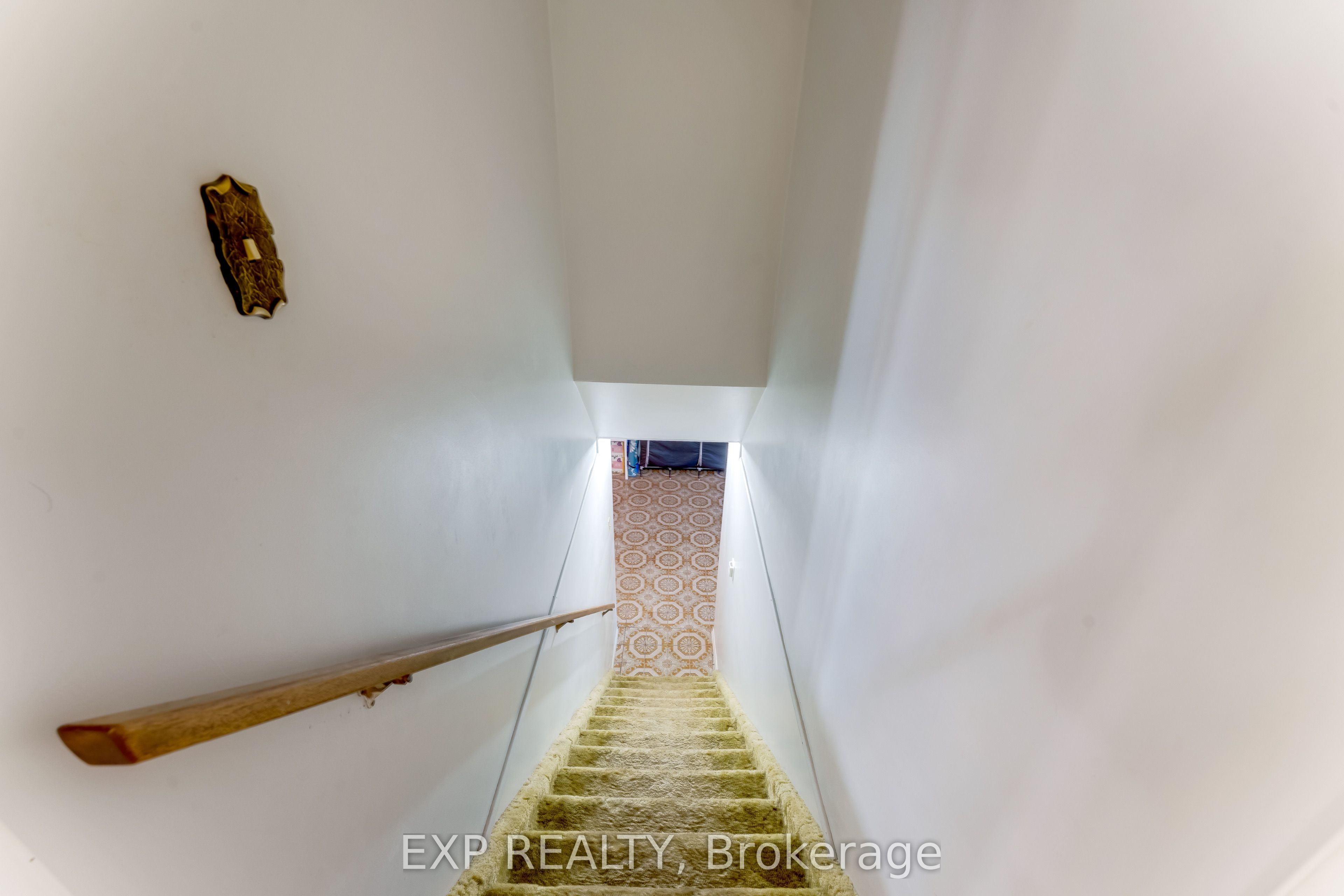 2047 Hamilton Road Property Photo 43