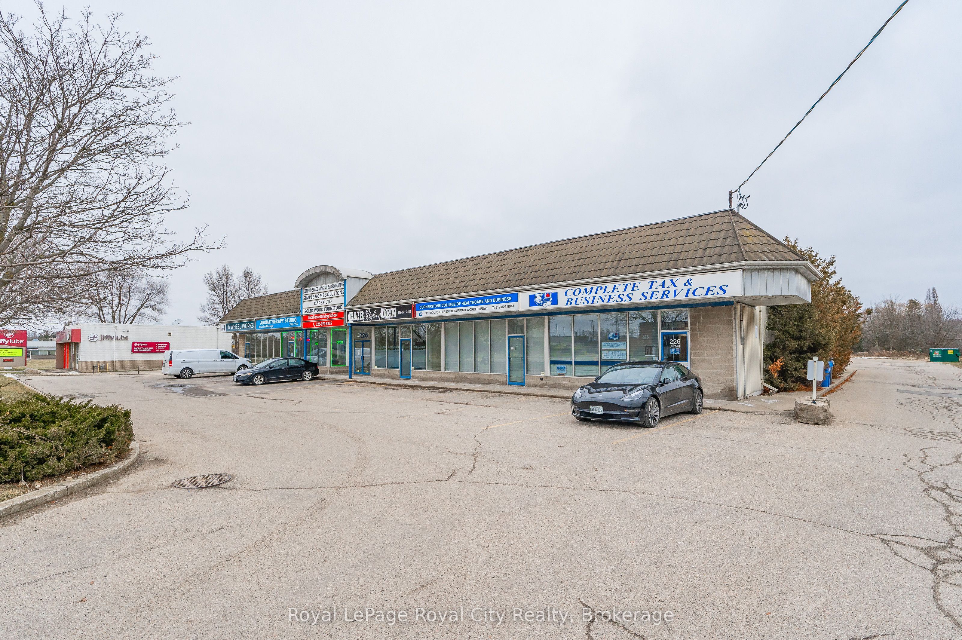 226 Speedvale Ave W Avenue Property Photo 1