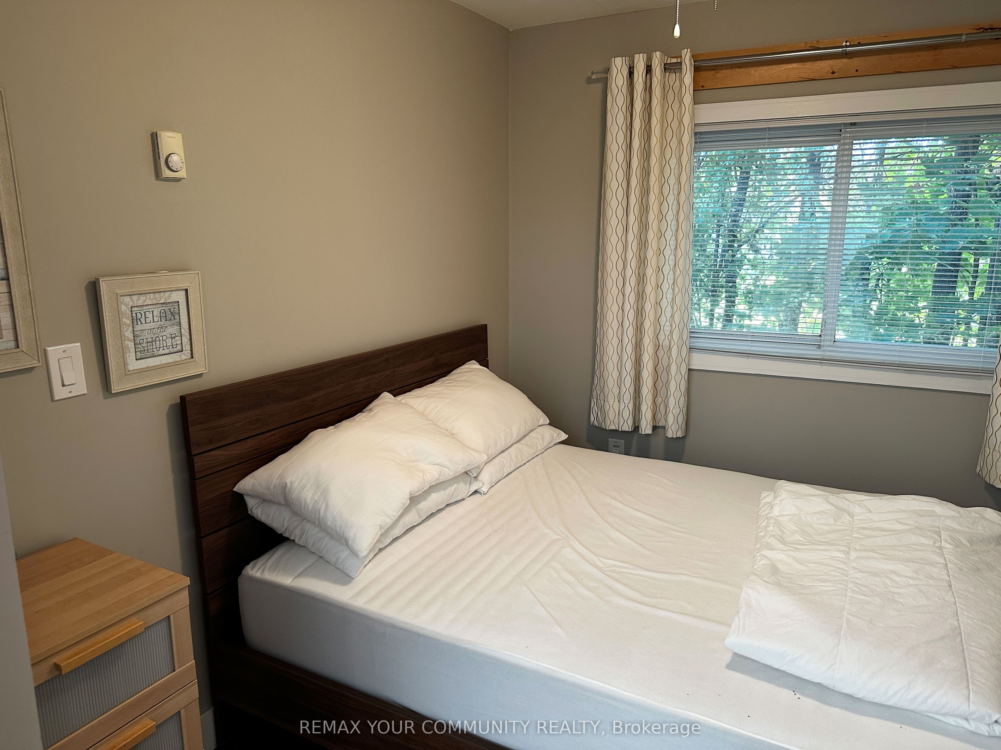 17 Price Street W Property Photo 9