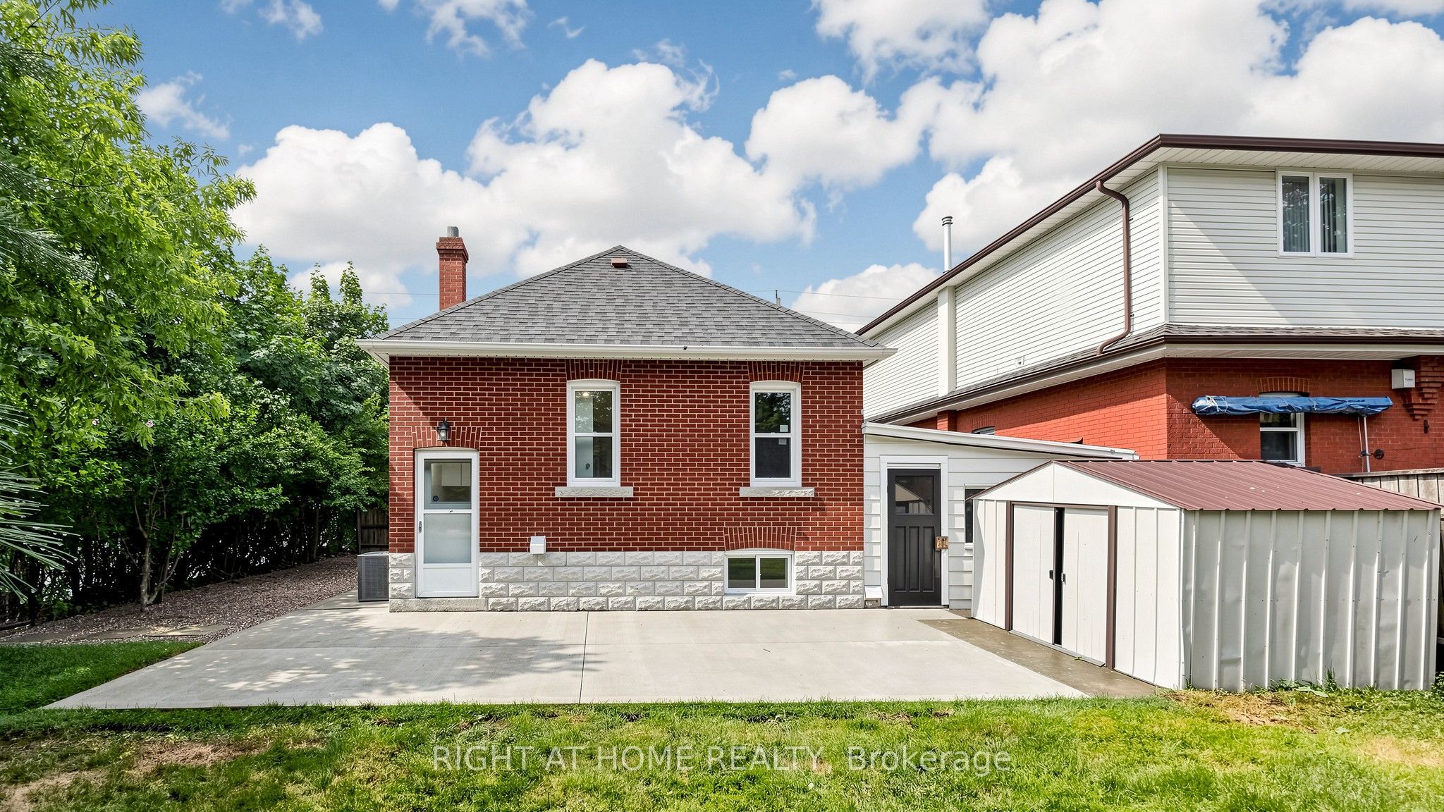 59 Longwood Road N Property Photo 29