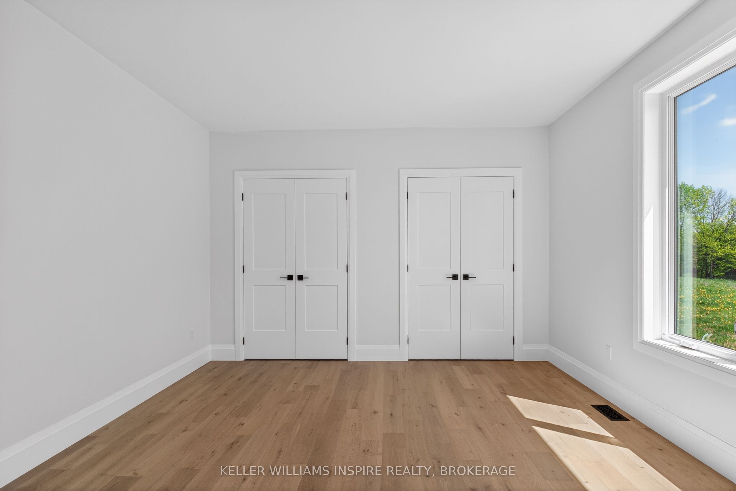 939 Sheffield Lane Property Photo 42