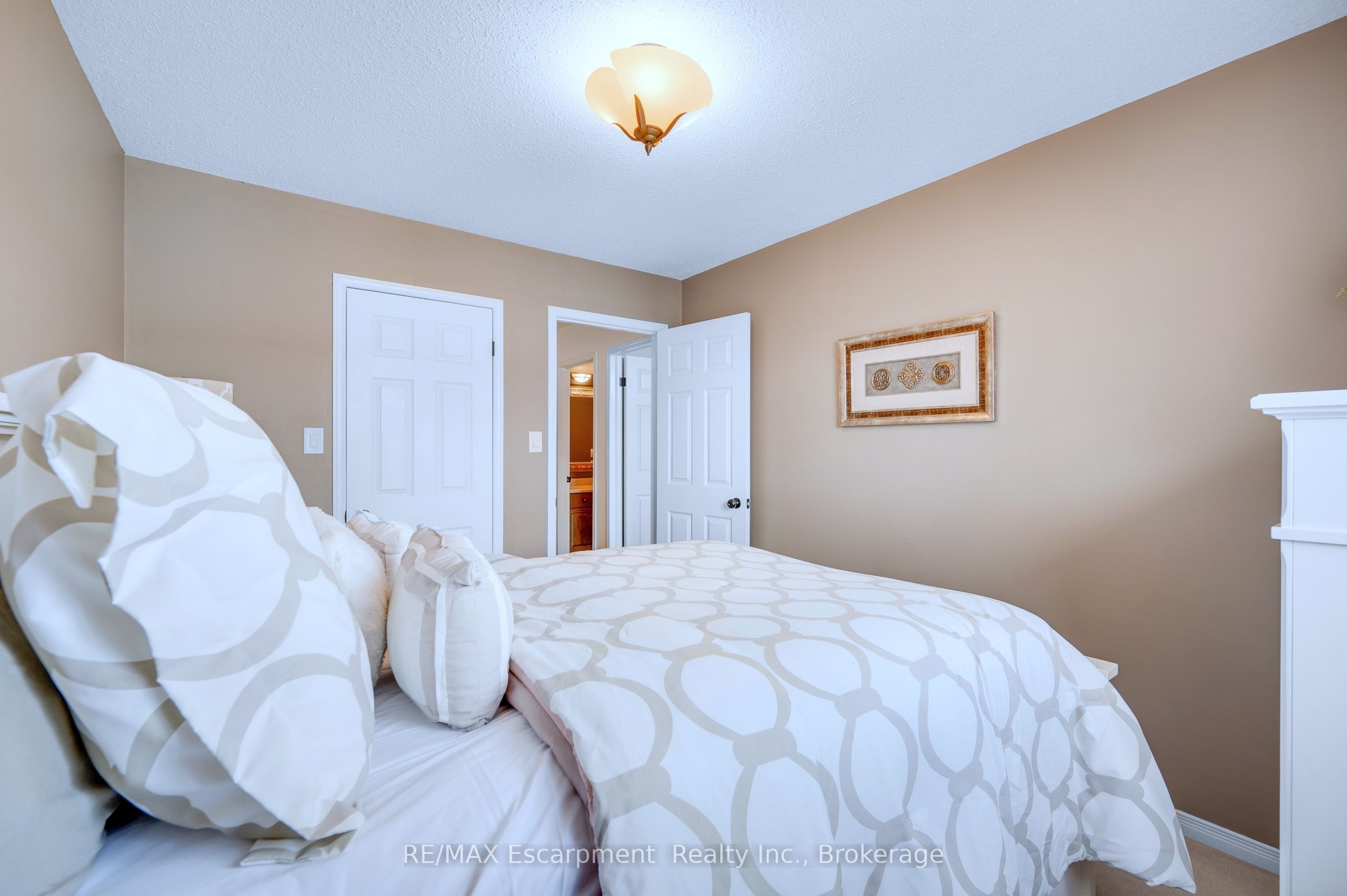 117 Frances Avenue Property Photo 27