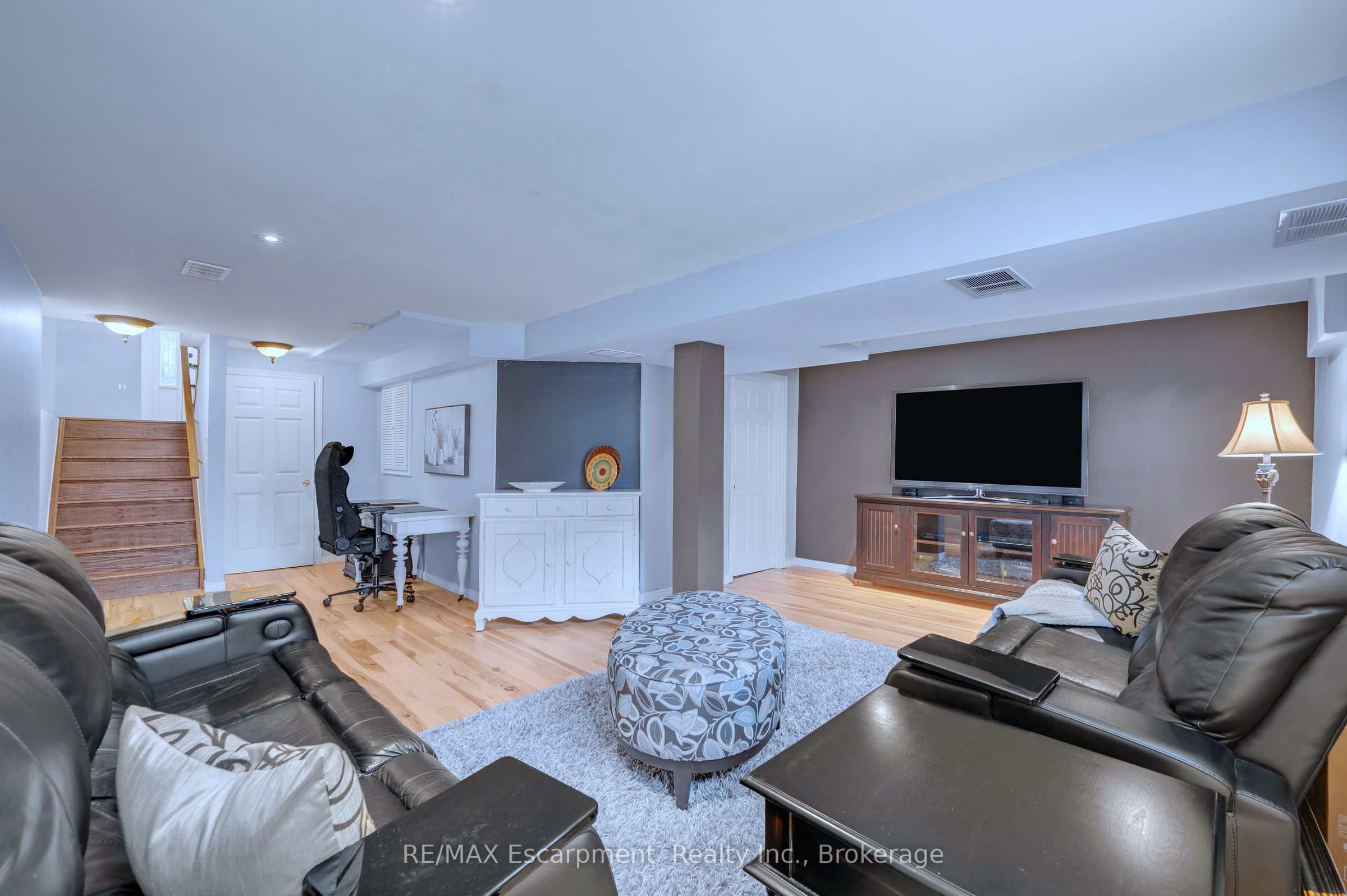 117 Frances Avenue Property Photo 32