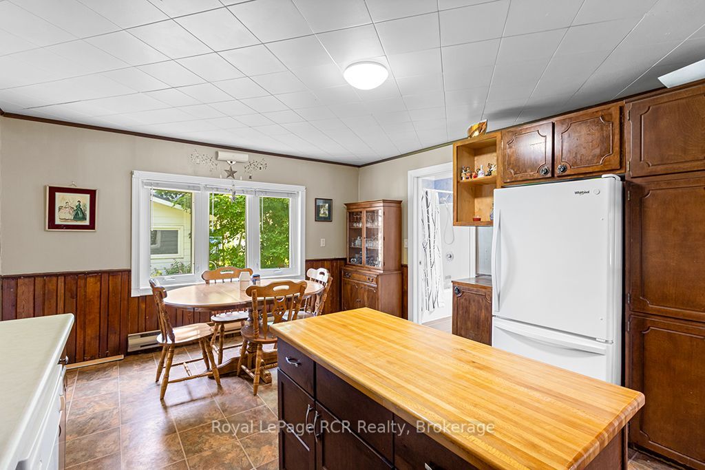 680210 30 Side Road Property Photo 9