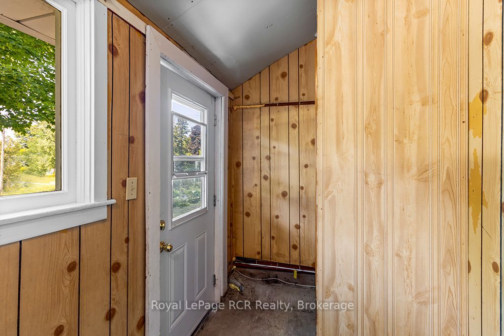680210 30 Side Road Property Photo 17
