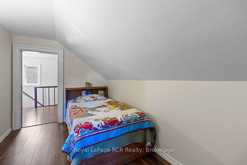 680210 30 Side Road Property Photo 26