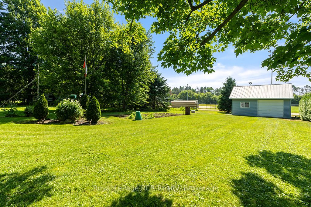 680210 30 Side Road Property Photo 35