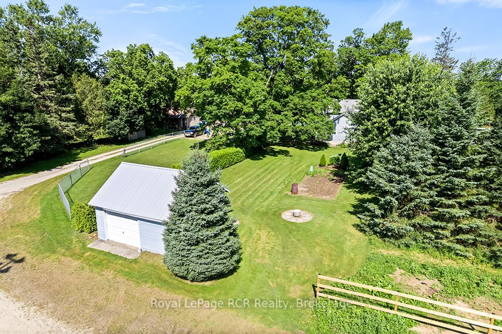680210 30 Side Road Property Photo 37