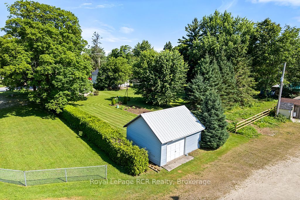 680210 30 Side Road Property Photo 38