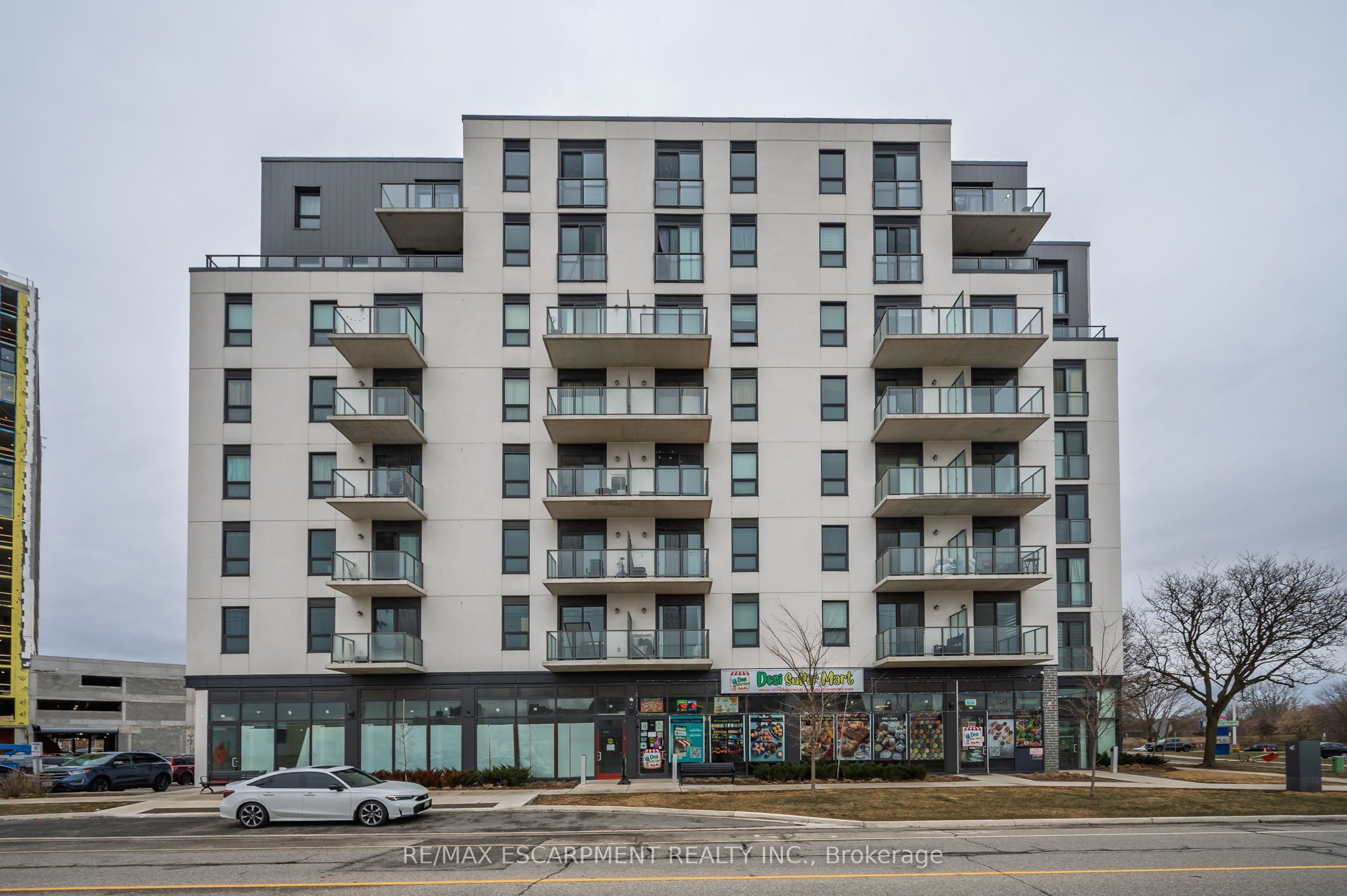 7 Erie Avenue 606 Property Photo 1