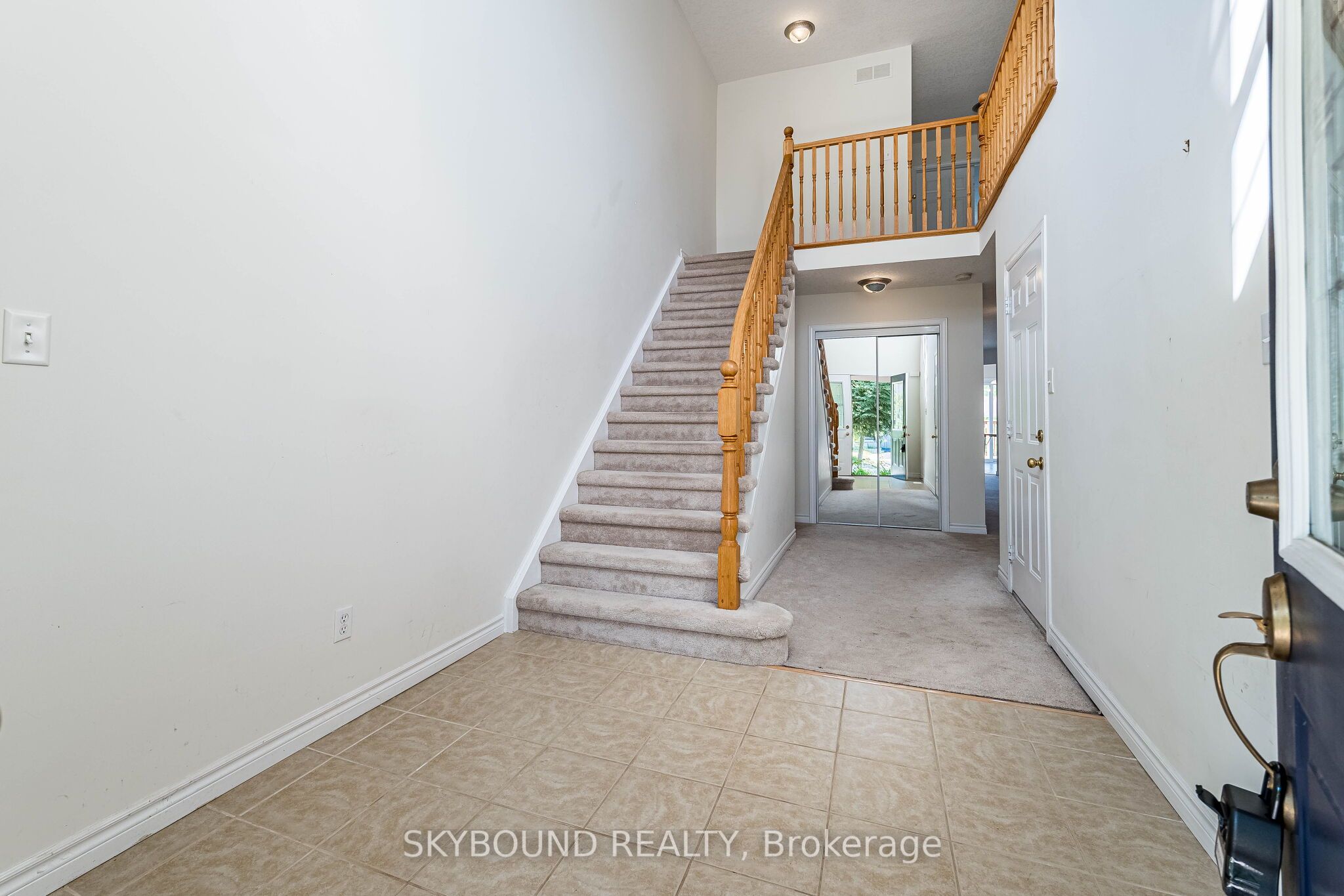 735 Karlsfeld Road Property Photo 3