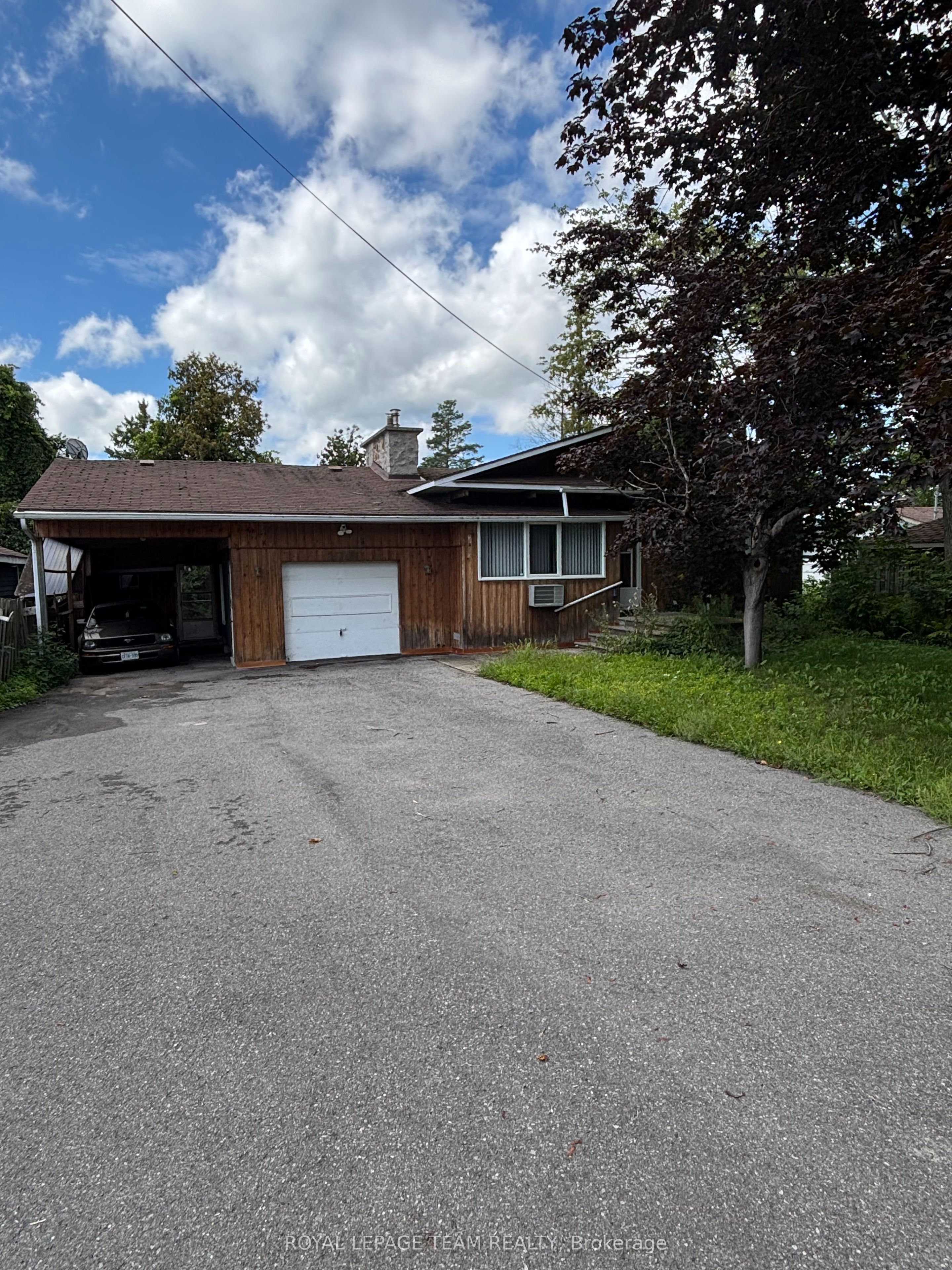 3670 River Road Property Photo 1