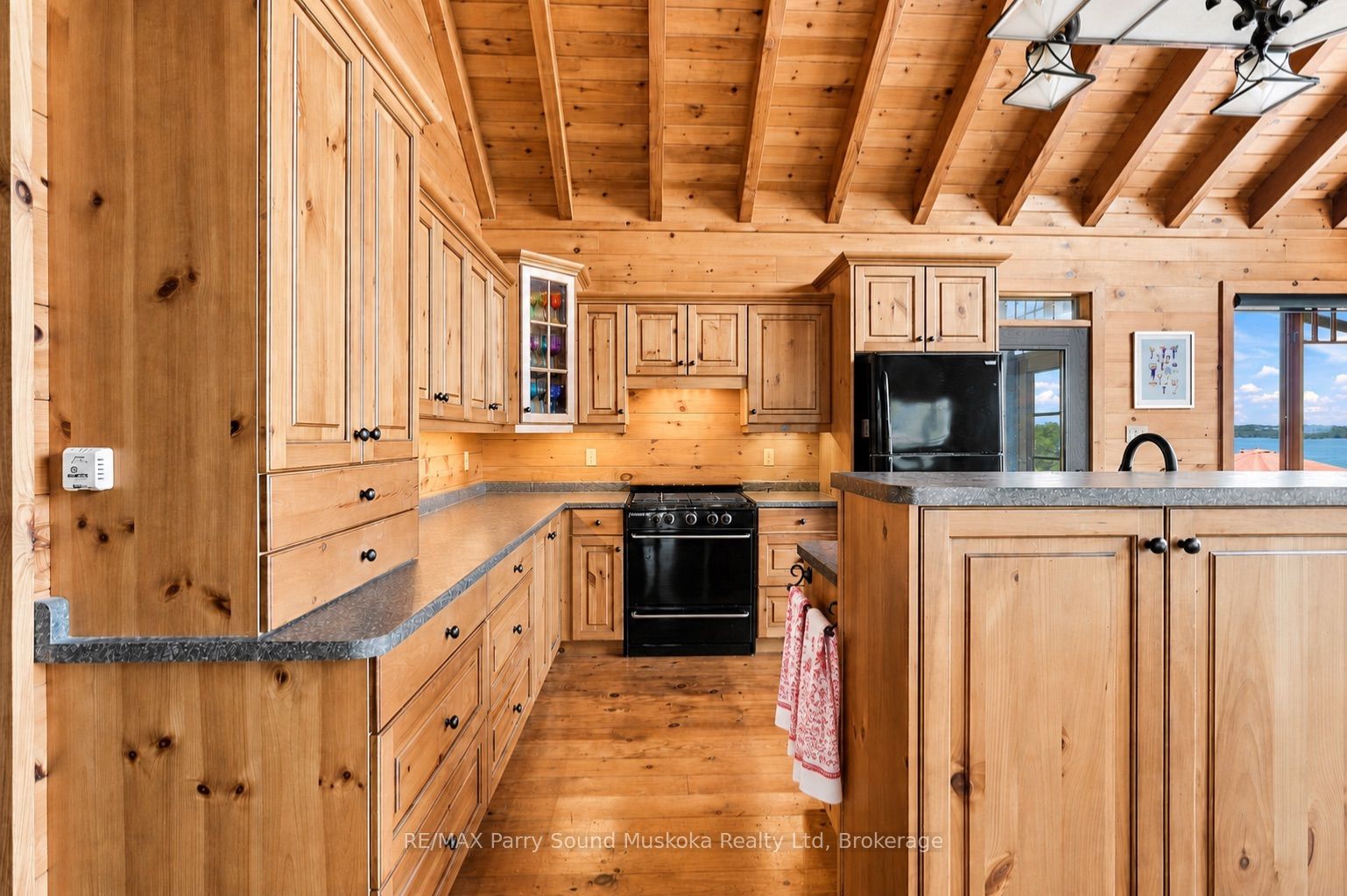 43 15c Island Property Photo 8
