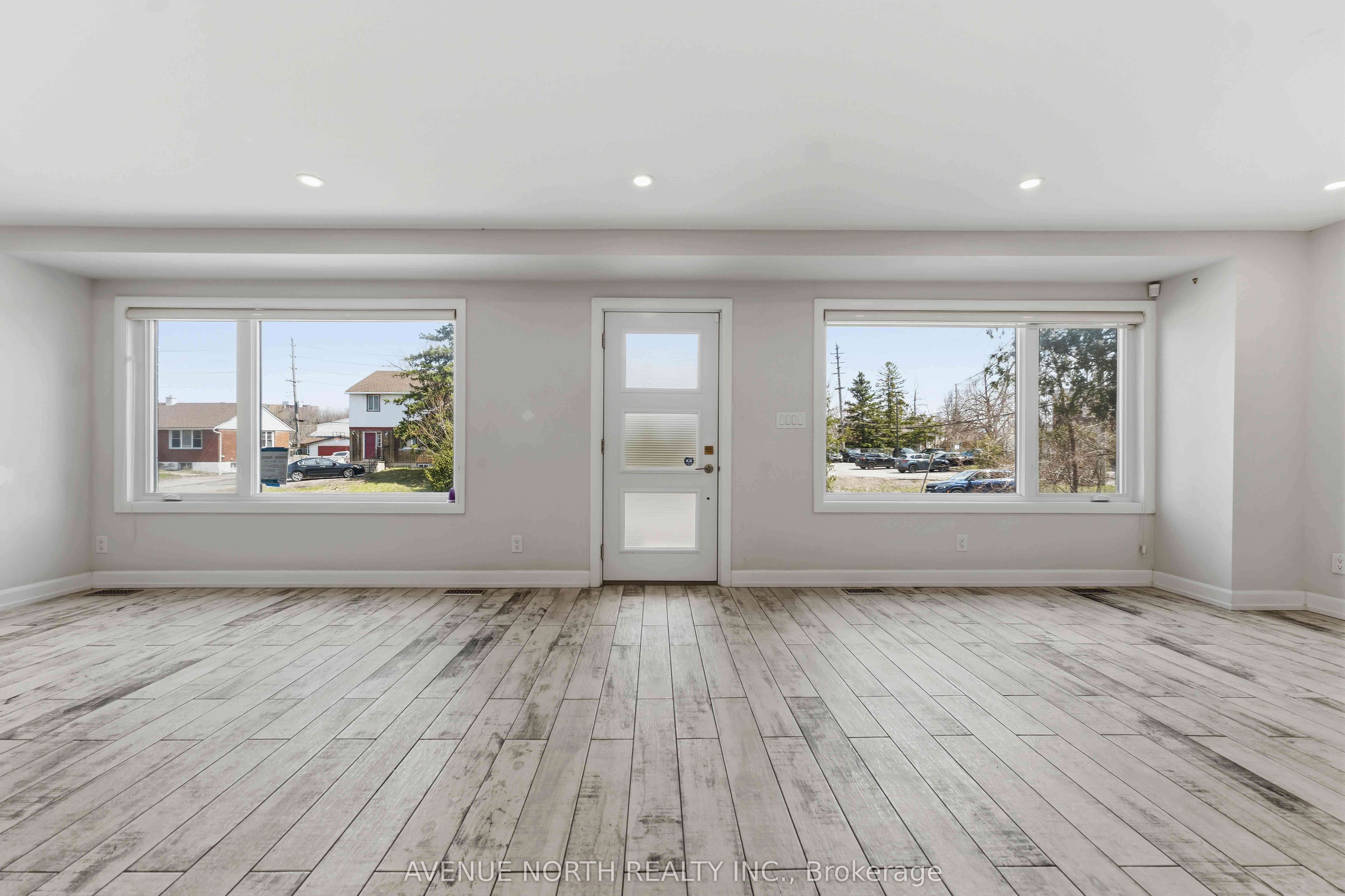 A-2676 Ayers Avenue Property Photo 3