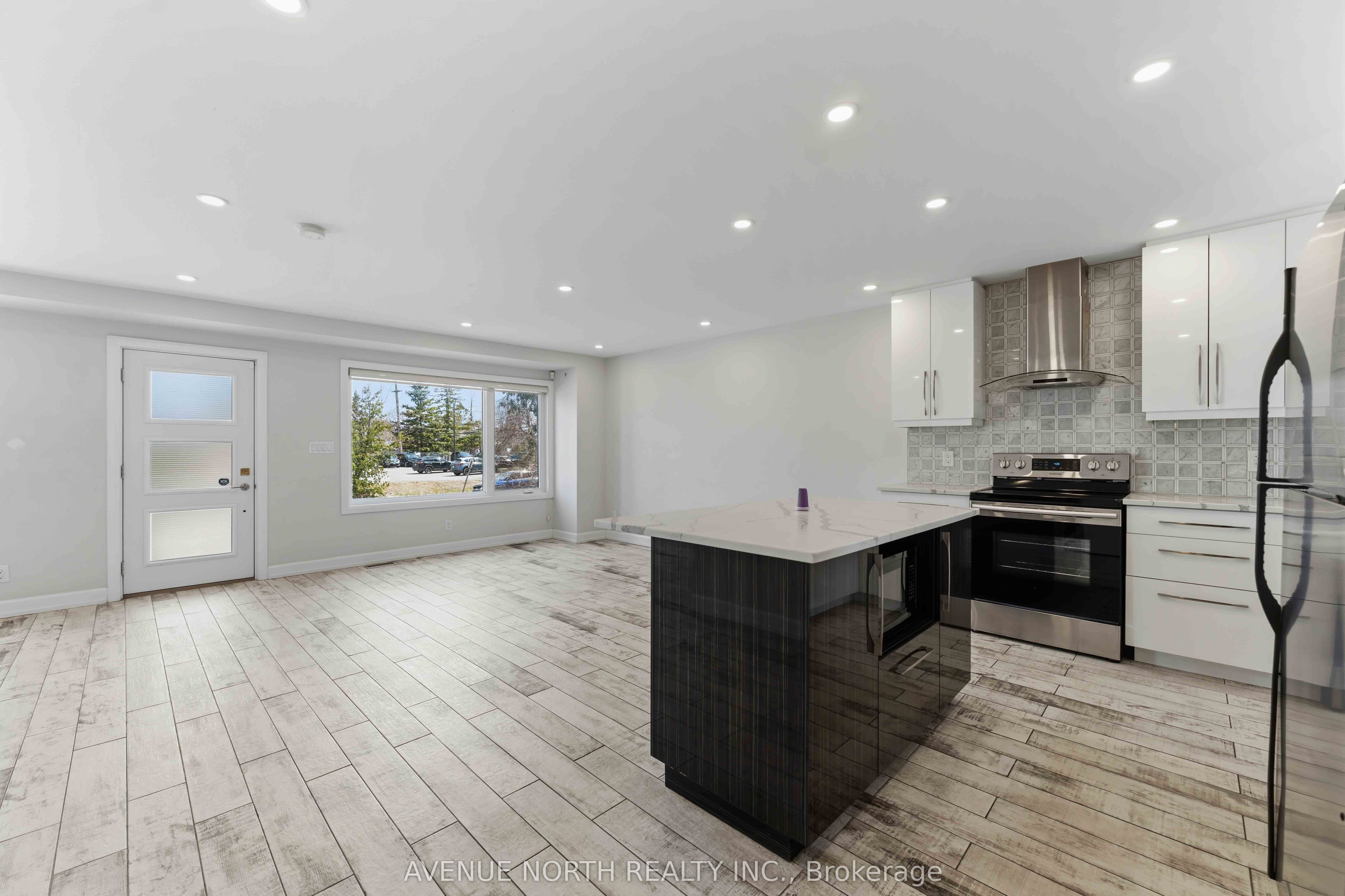 A-2676 Ayers Avenue Property Photo 8