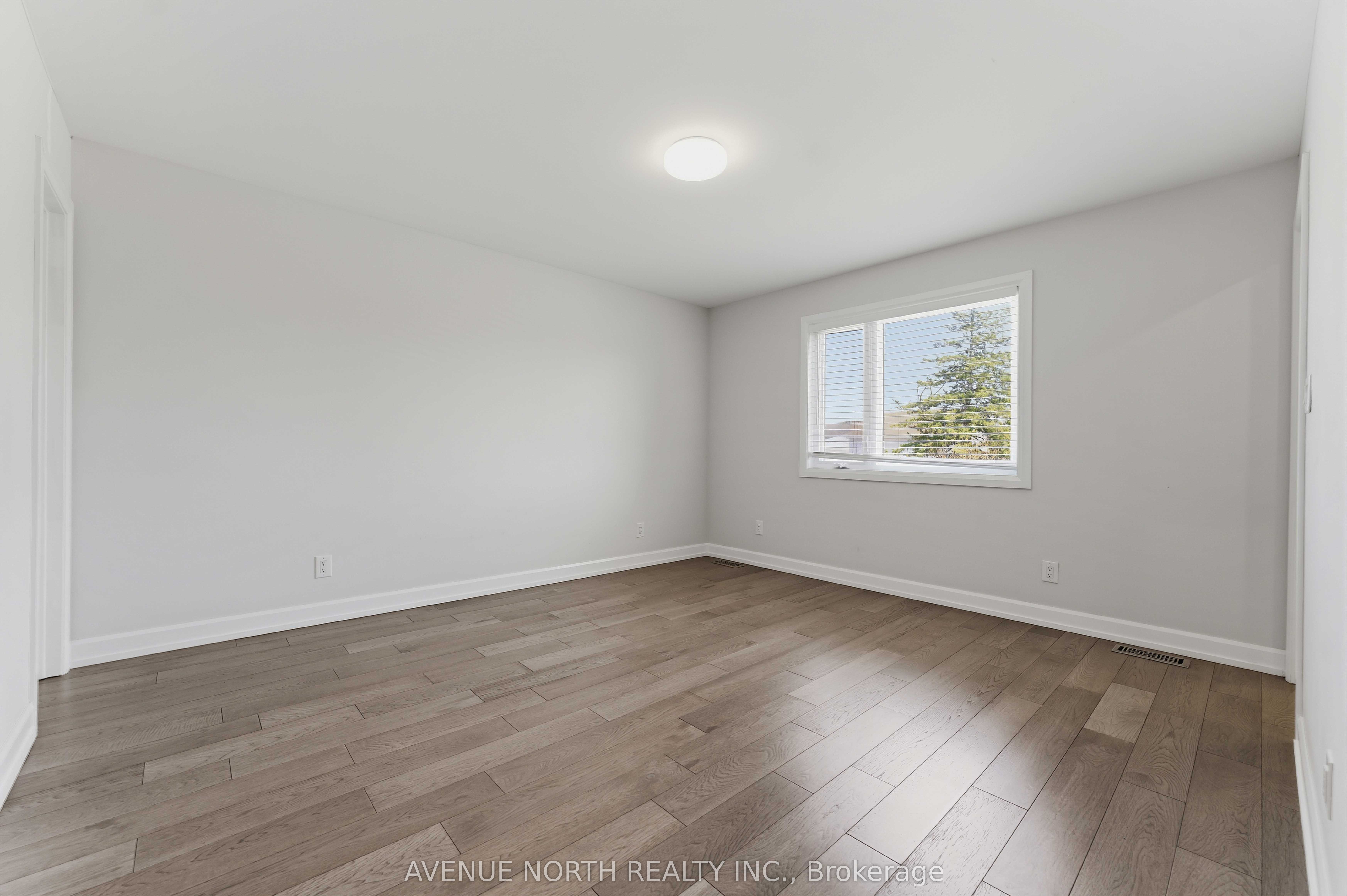 A-2676 Ayers Avenue Property Photo 10