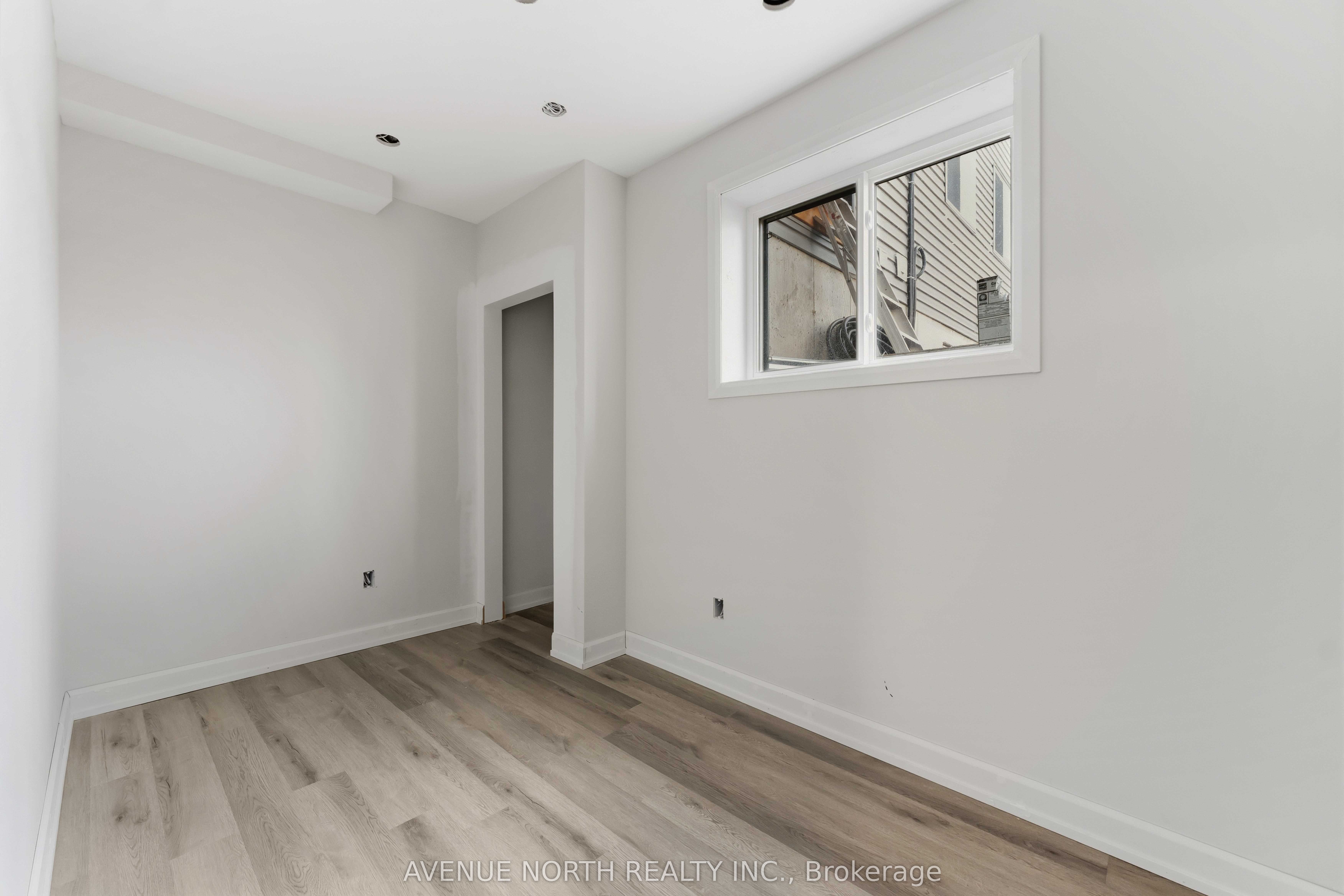 A-2676 Ayers Avenue Property Photo 19