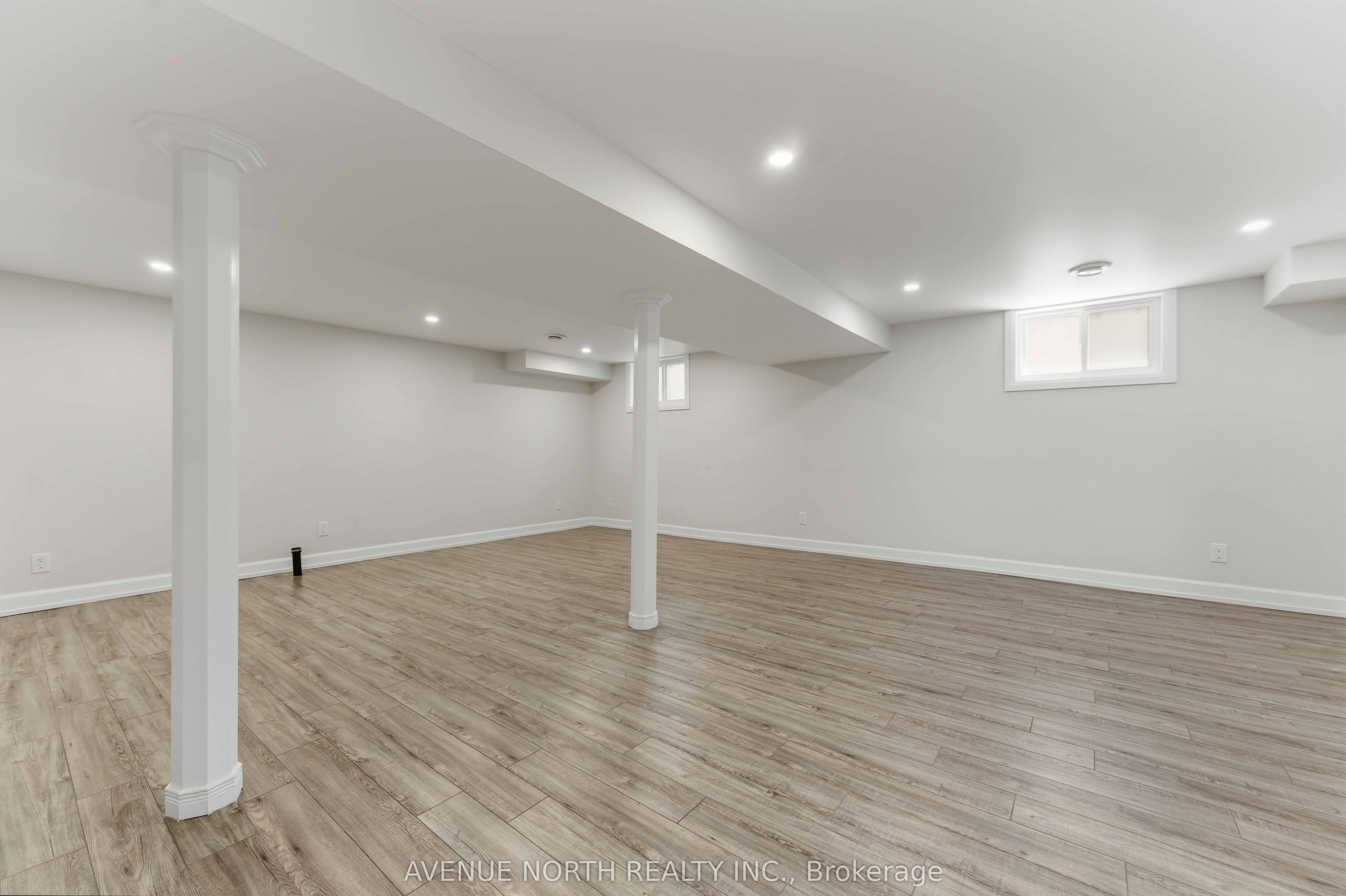 A-2676 Ayers Avenue Property Photo 20
