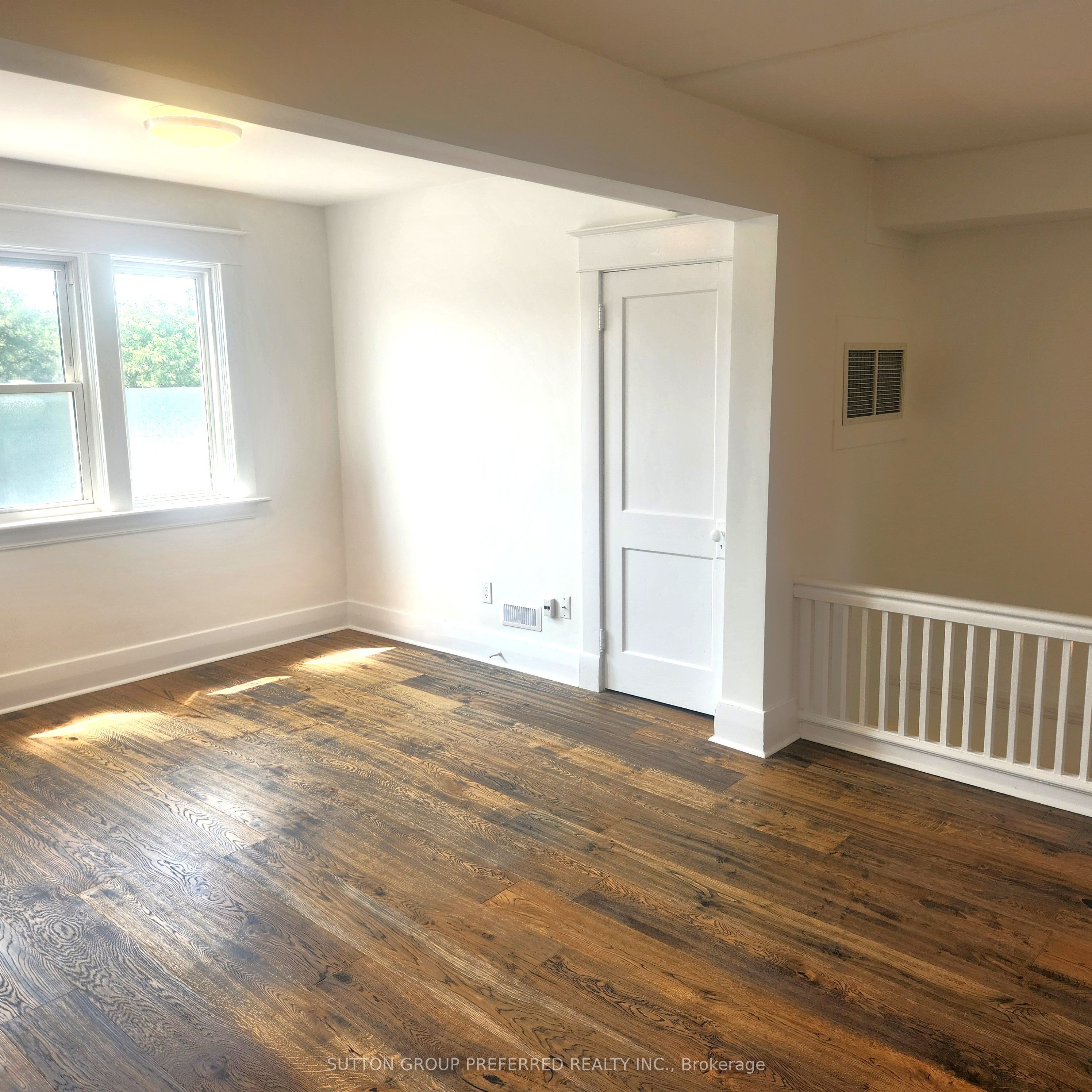 312 Wharncliffe Road S Upper Unit Property Photo 3