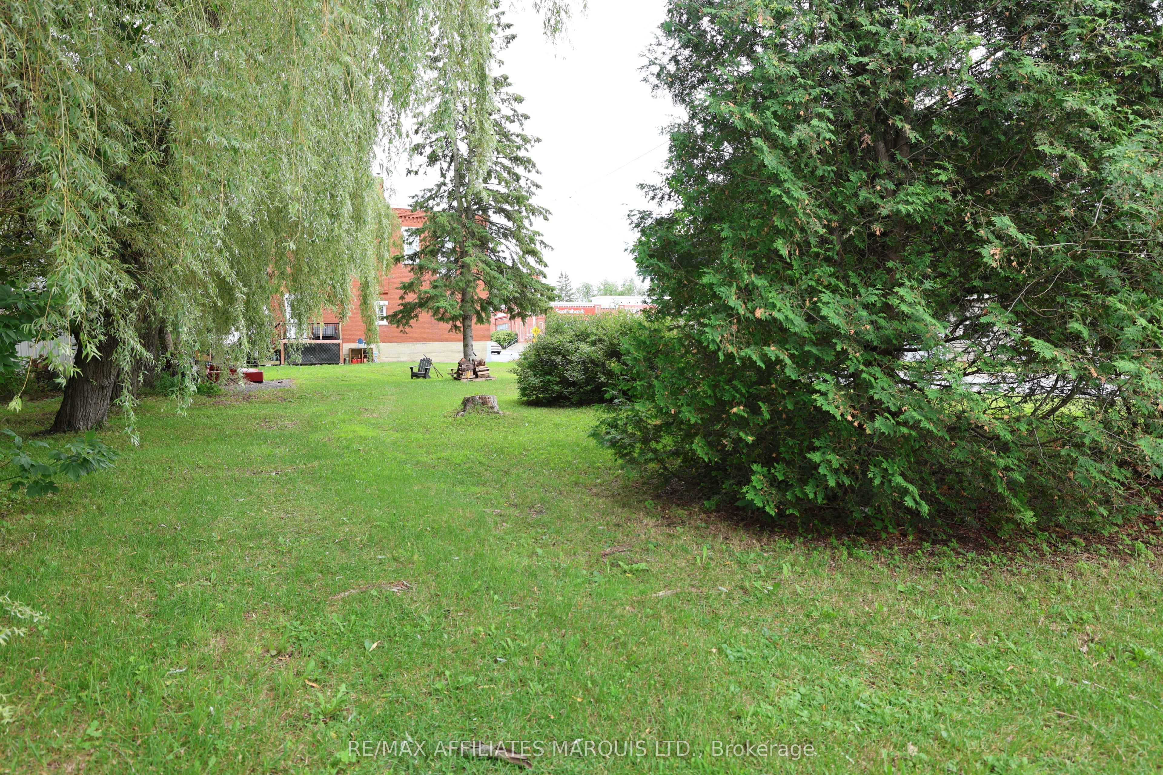 1 Mechanic Street E Property Photo 5