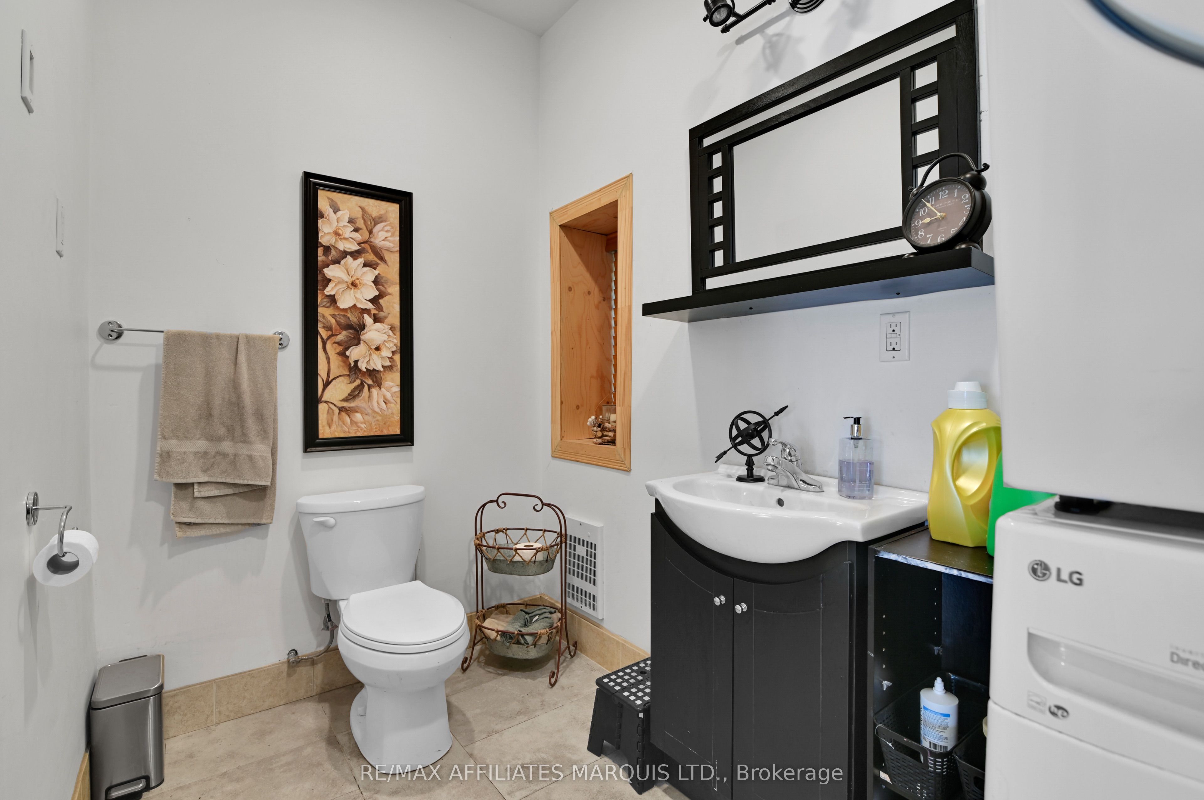 1 Mechanic Street E Property Photo 21