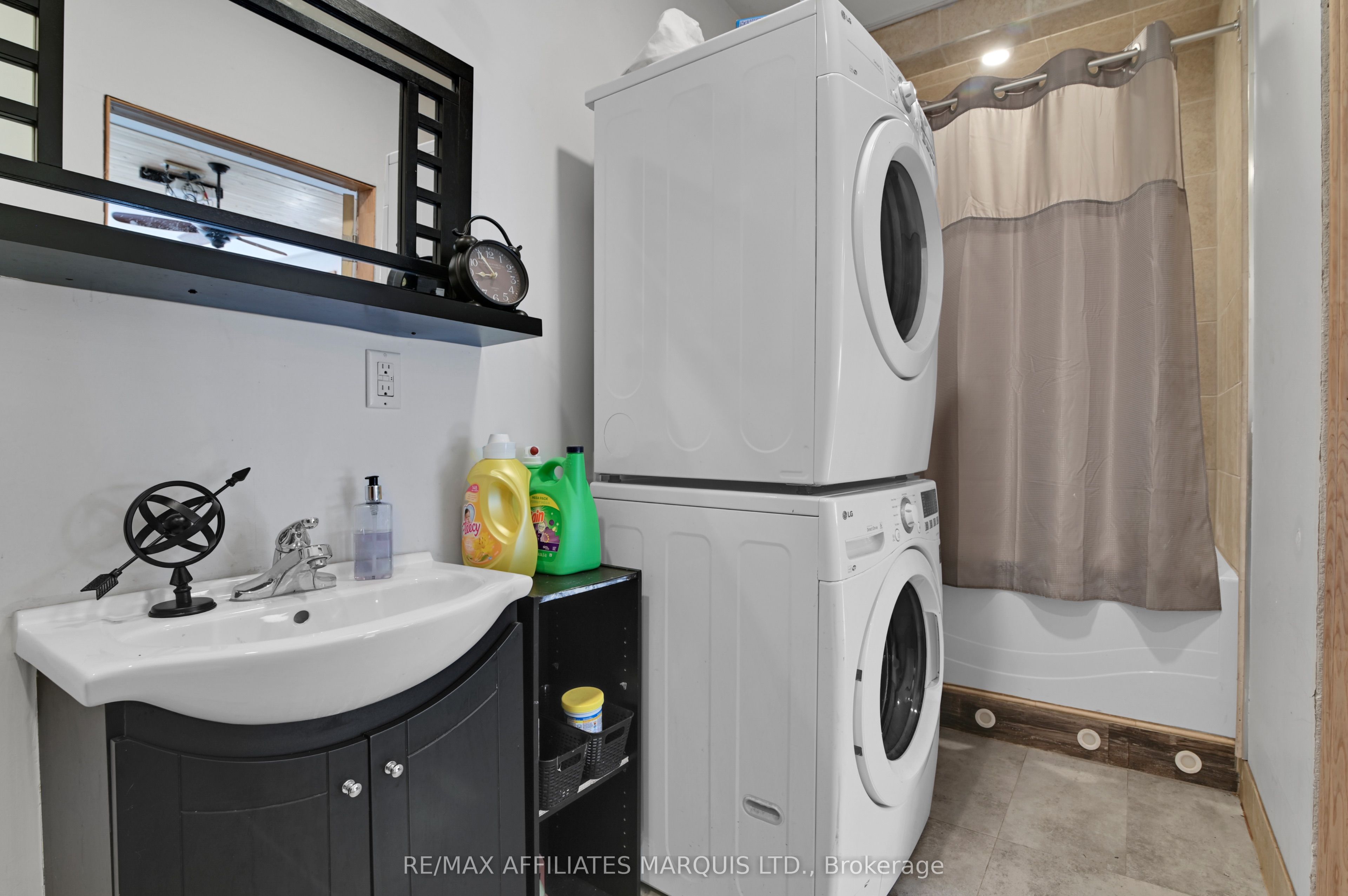 1 Mechanic Street E Property Photo 22