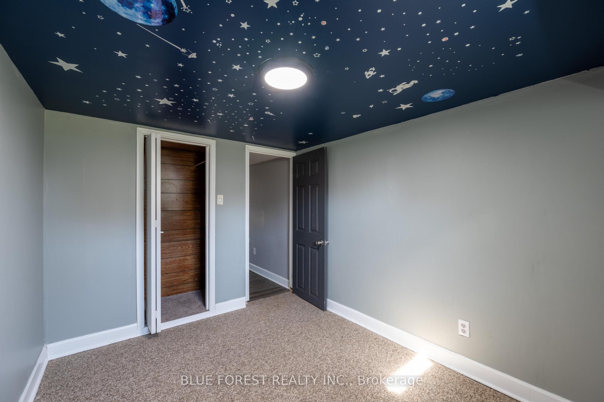 751 Curry Street Property Photo 11