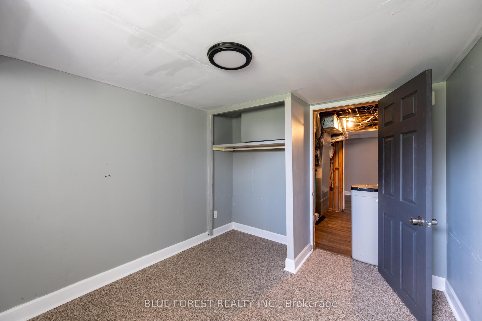 751 Curry Street Property Photo 14