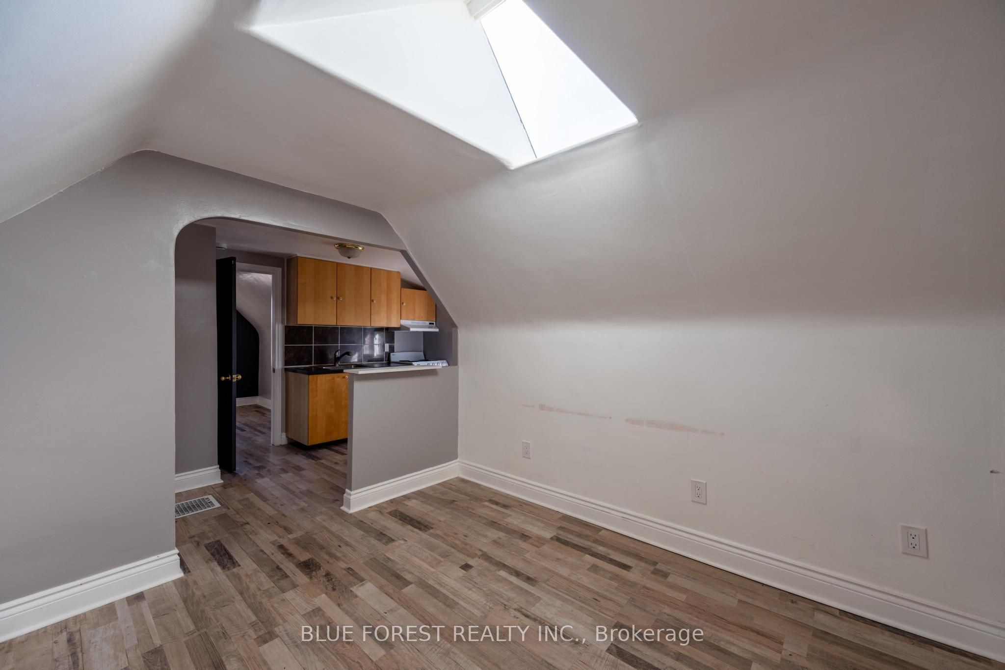 751 Curry Street Property Photo 16