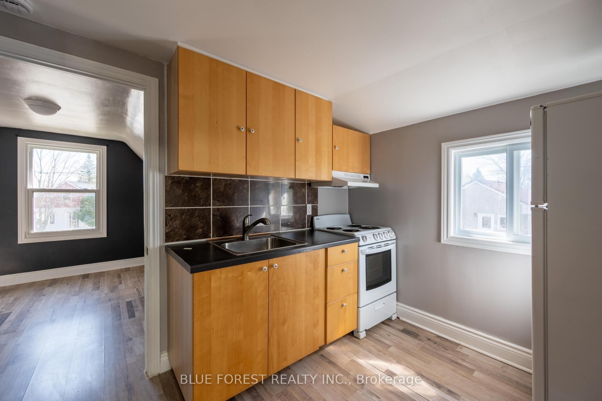 751 Curry Street Property Photo 18