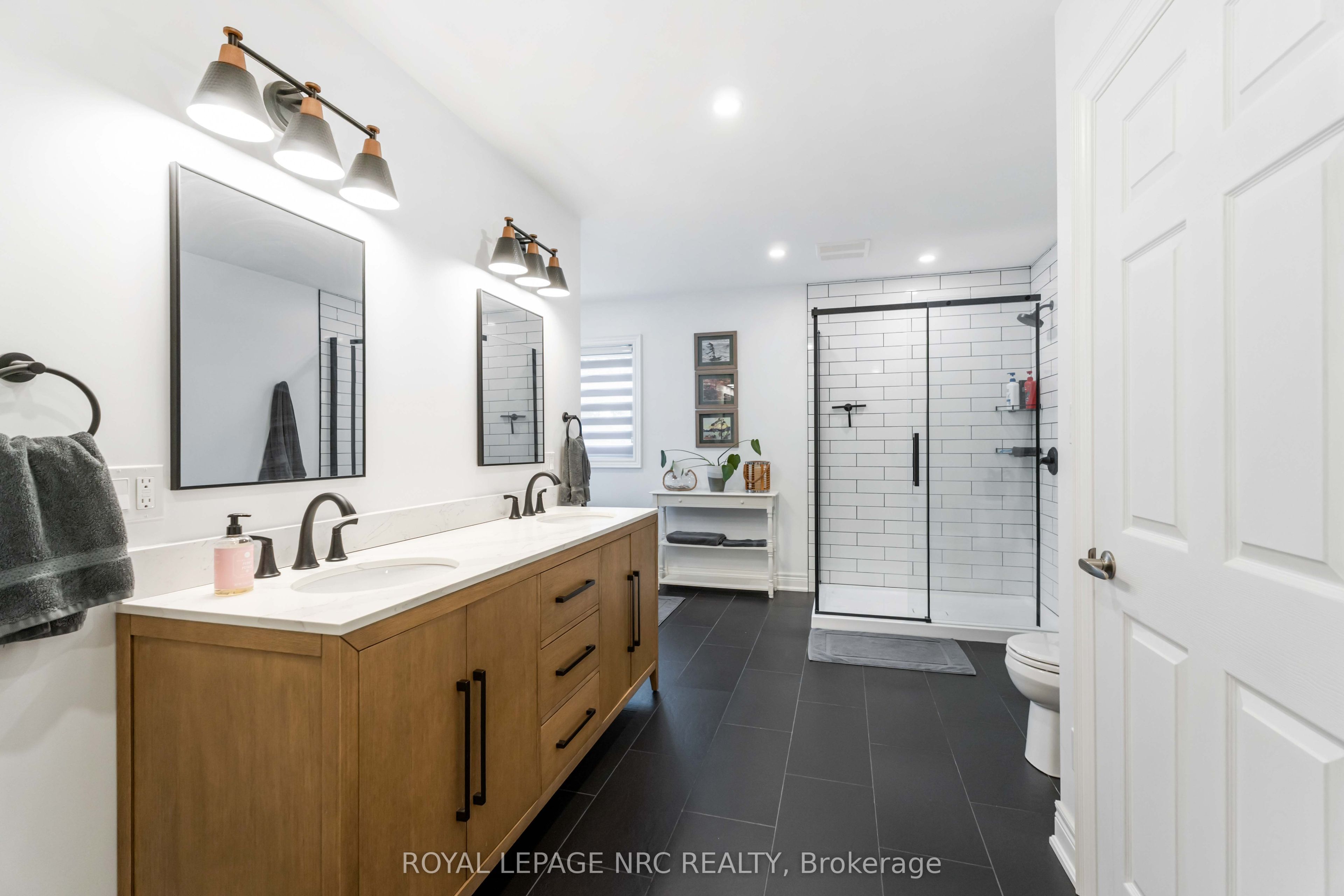 124 Holloway Bay Road Property Photo 33