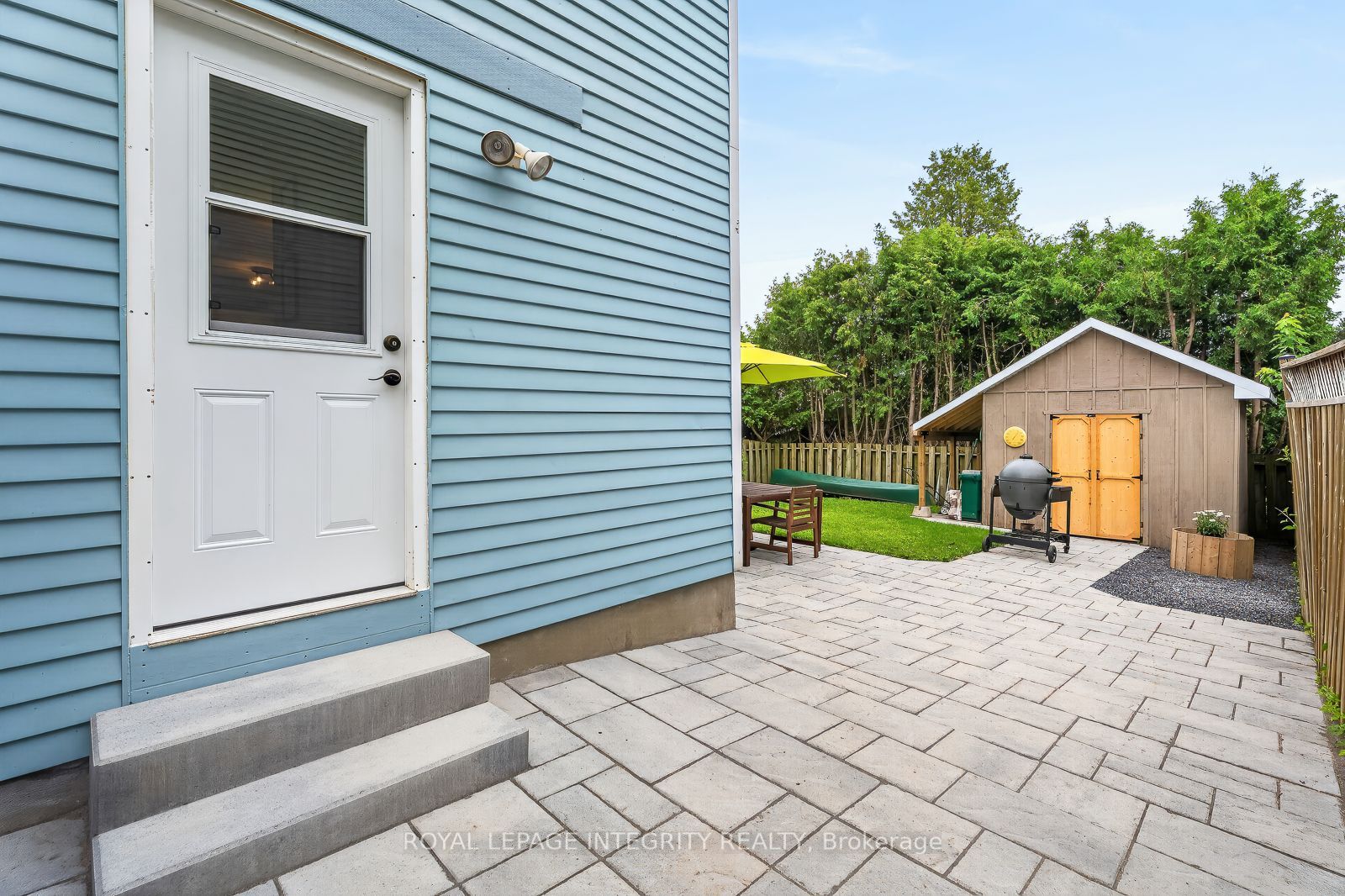 30 Sumner Street Property Photo 5