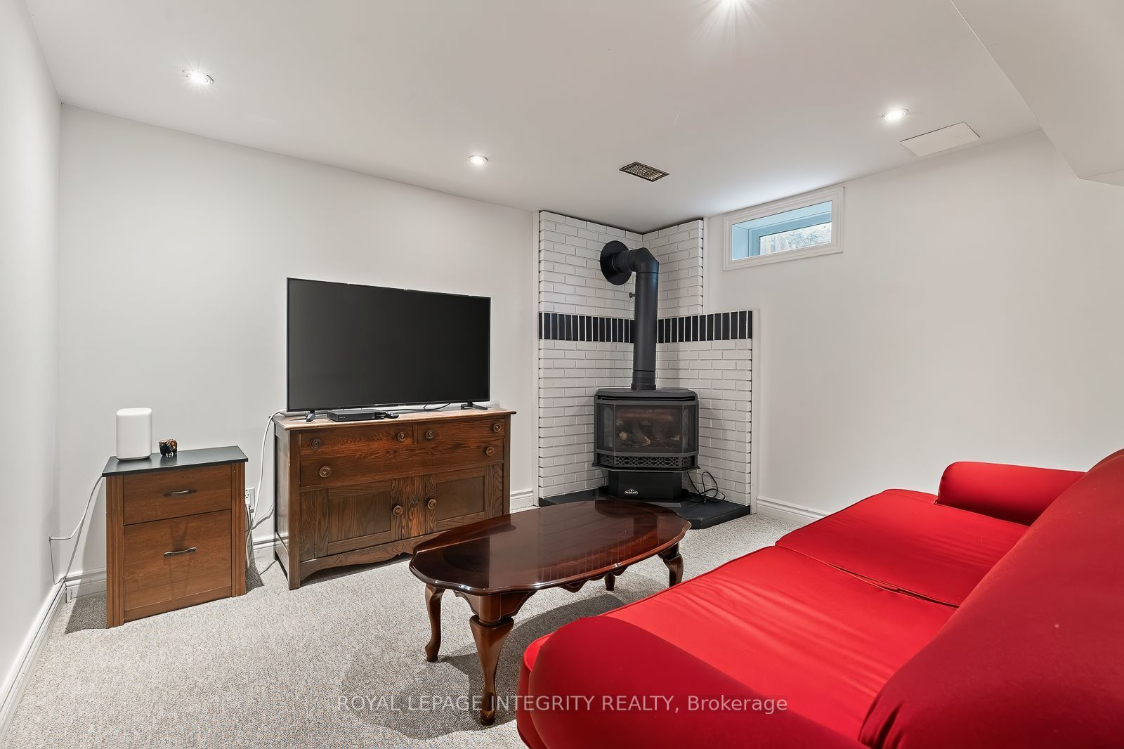 30 Sumner Street Property Photo 38