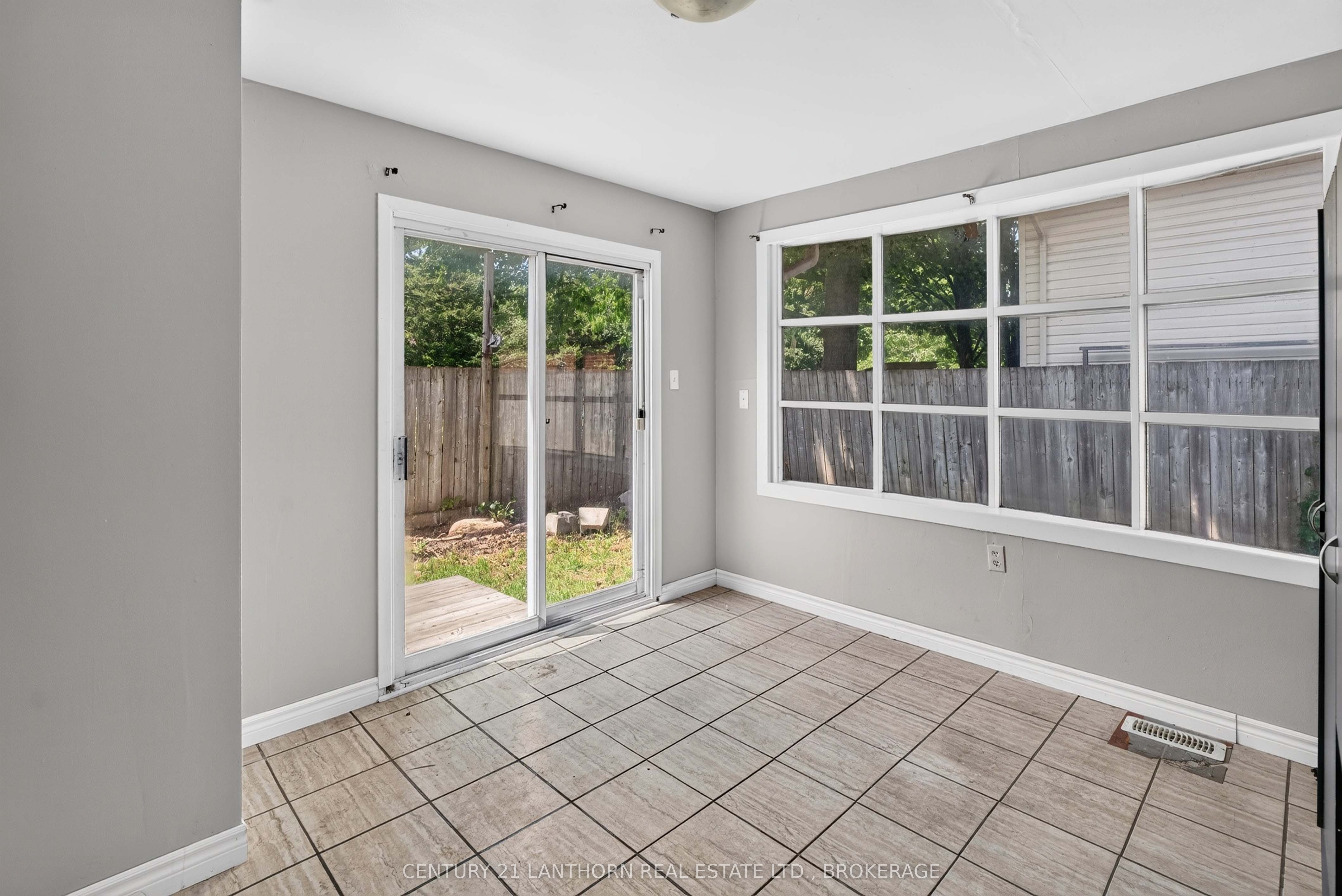 139 Drennan Street Property Photo 8