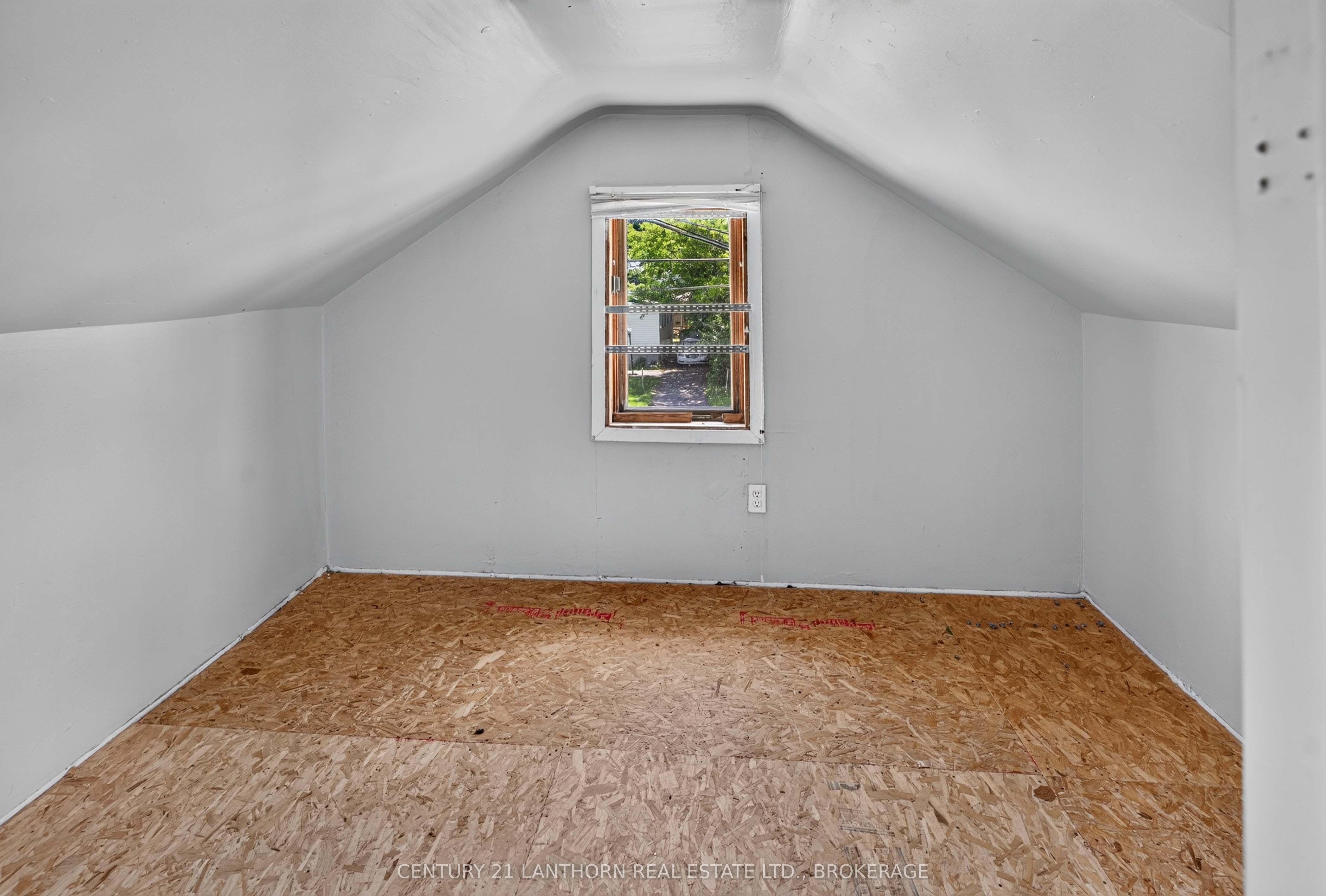 139 Drennan Street Property Photo 11