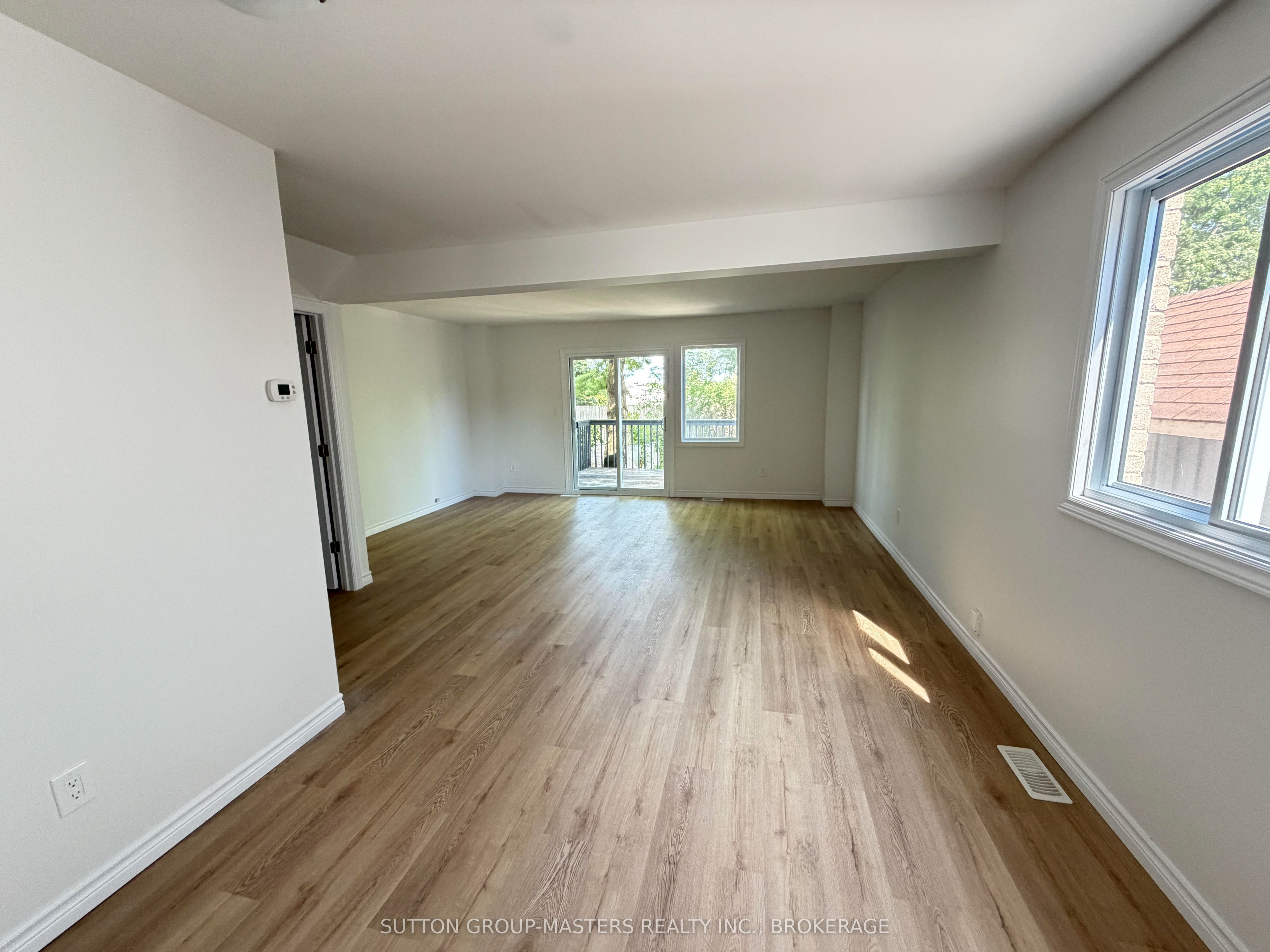 1124 Bittersweet Place Property Photo 4