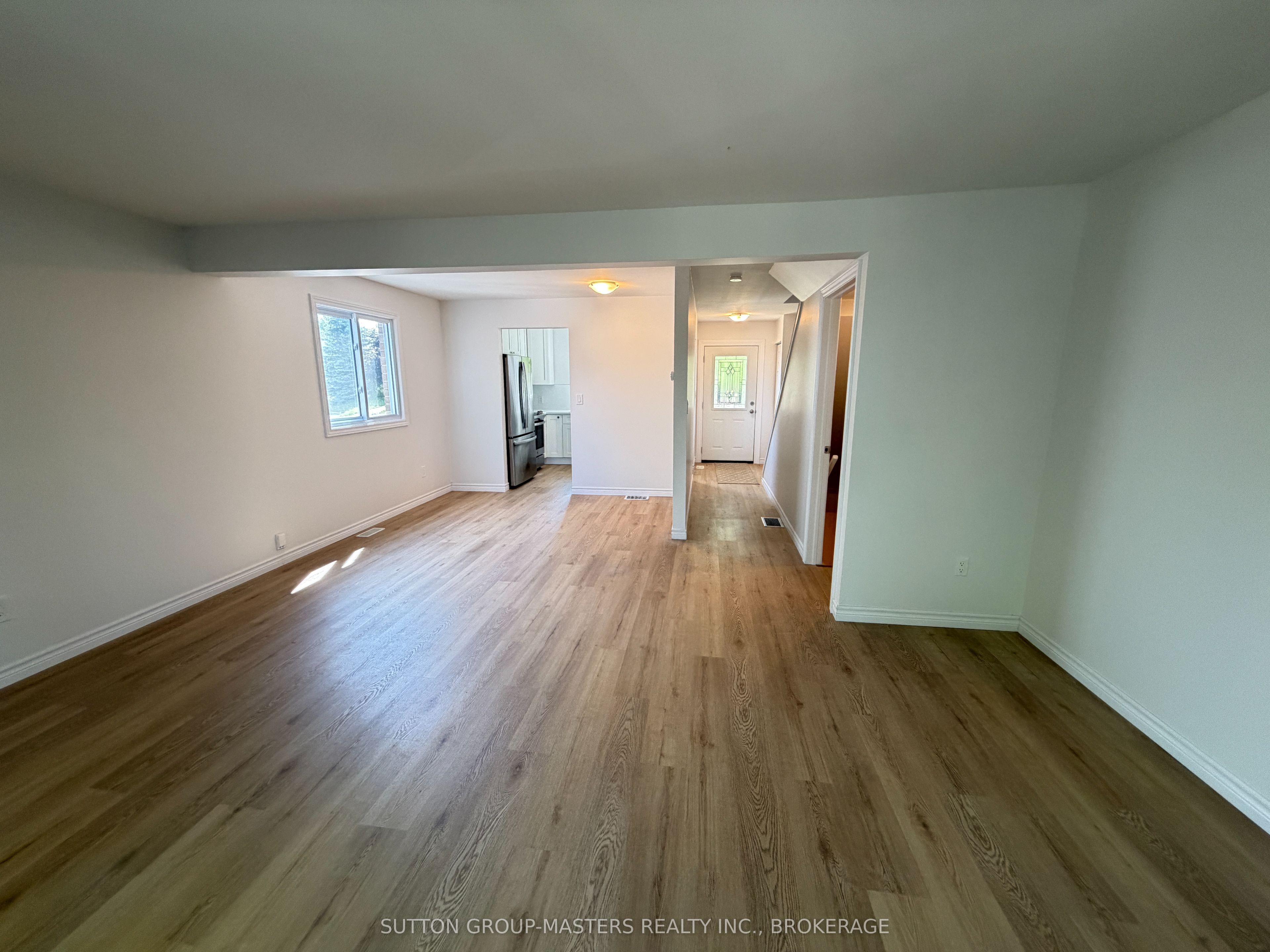 1124 Bittersweet Place Property Photo 6