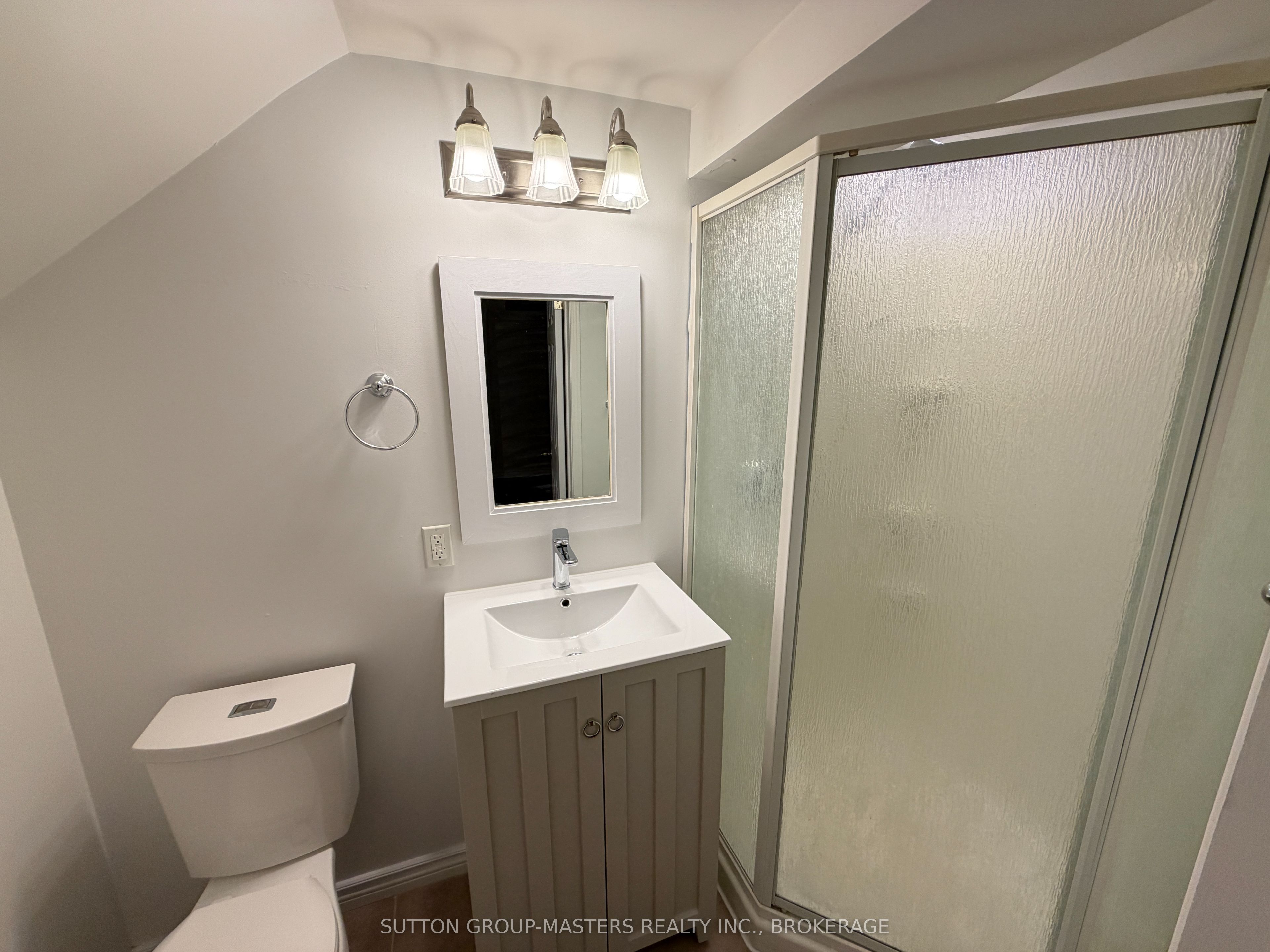 1124 Bittersweet Place Property Photo 17