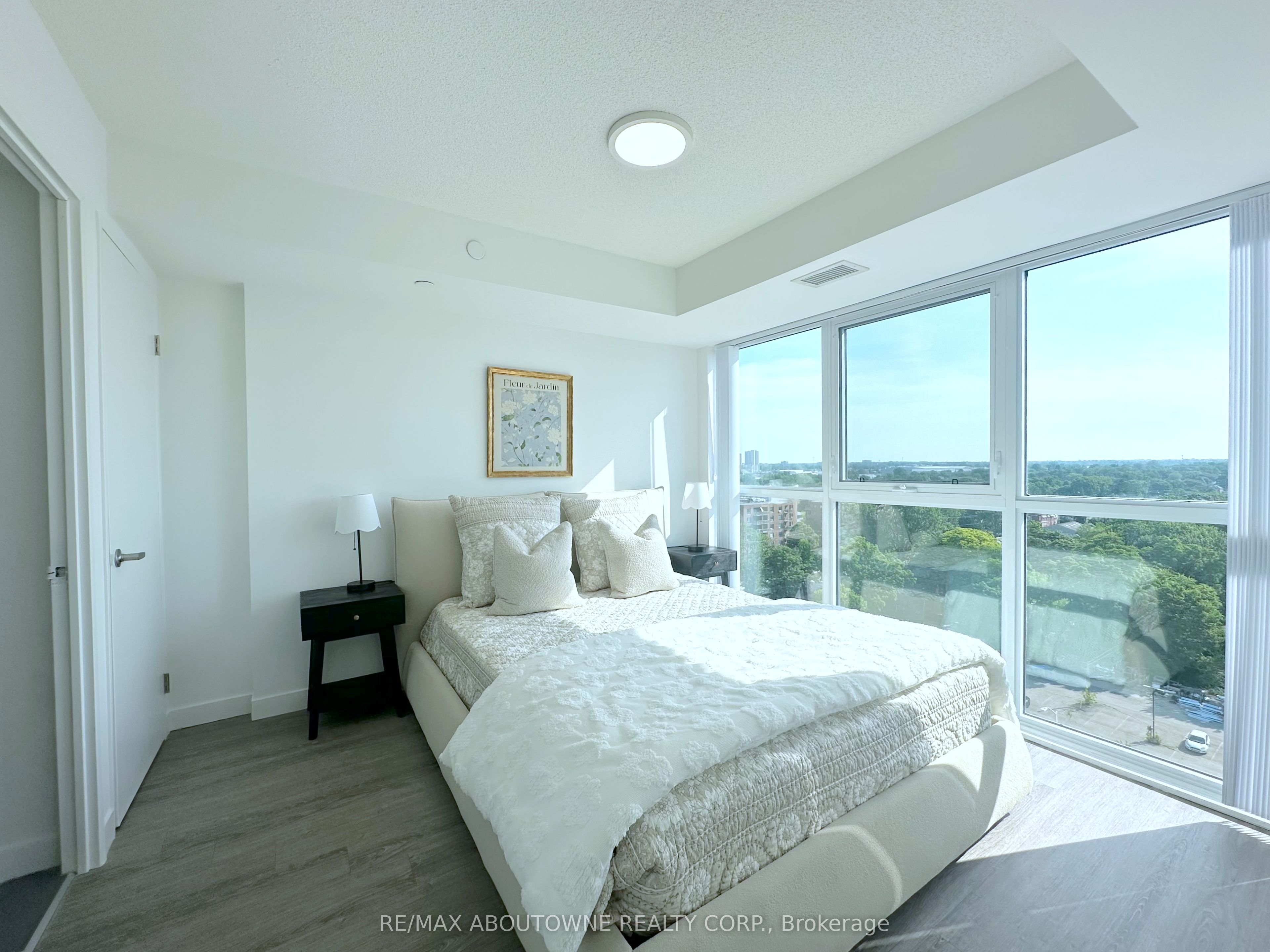 375 South Street 224 Property Photo 11