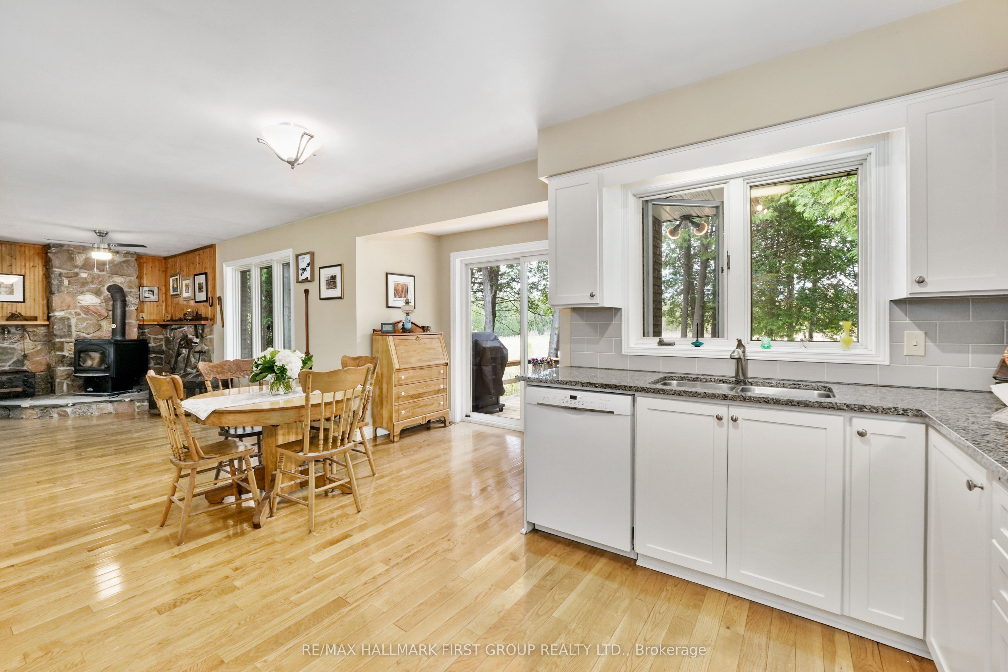 6200 Campbell Road Property Photo 14