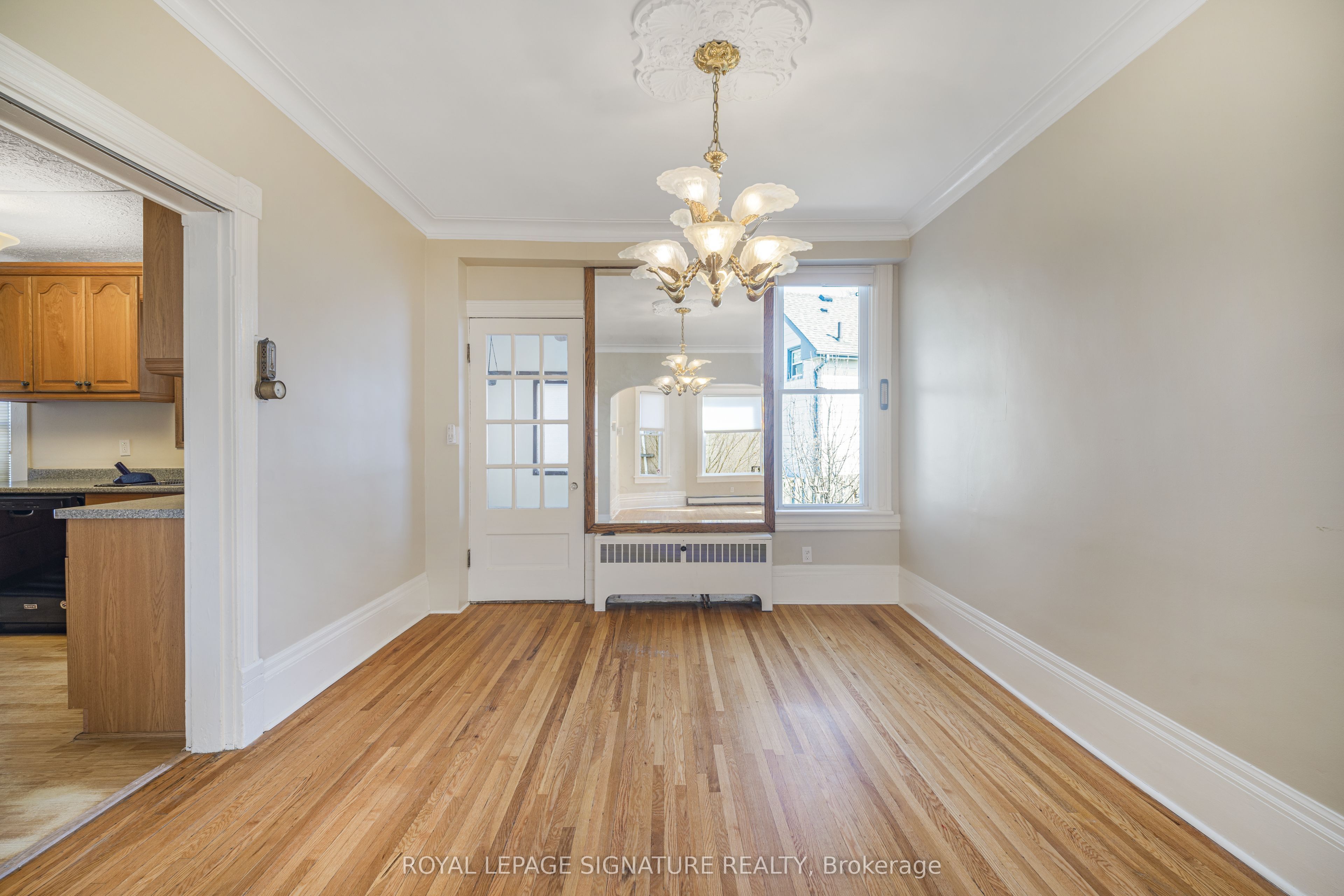 141 York Street Property Photo 11