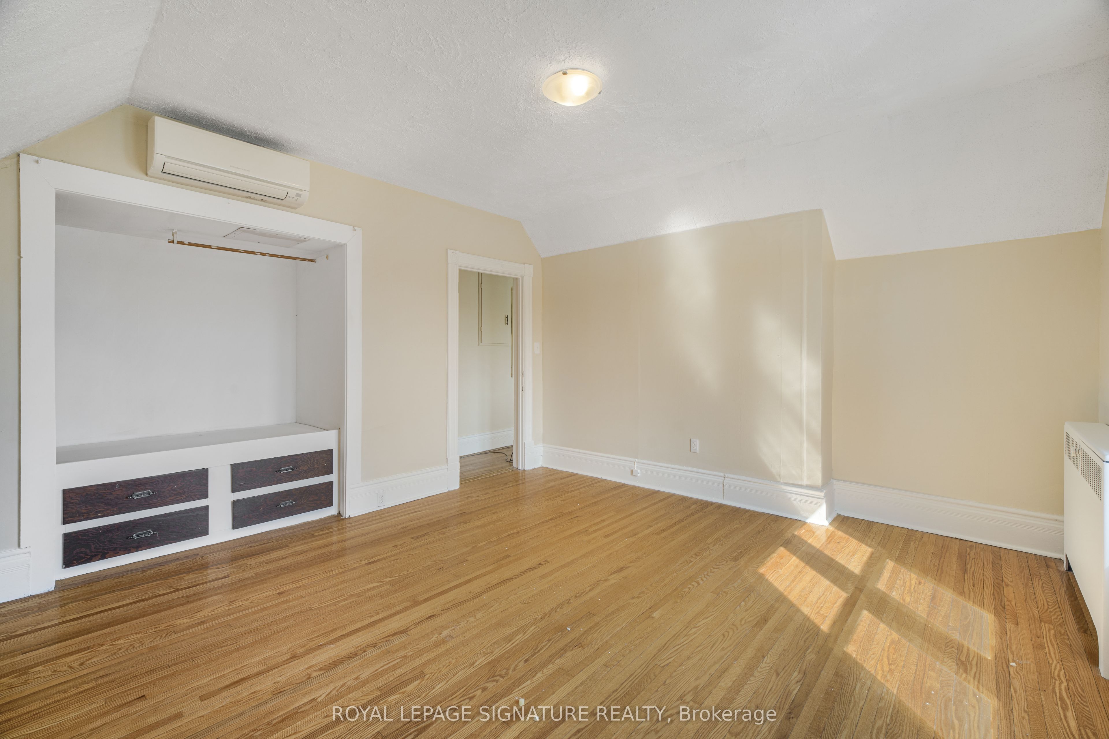 141 York Street Property Photo 25
