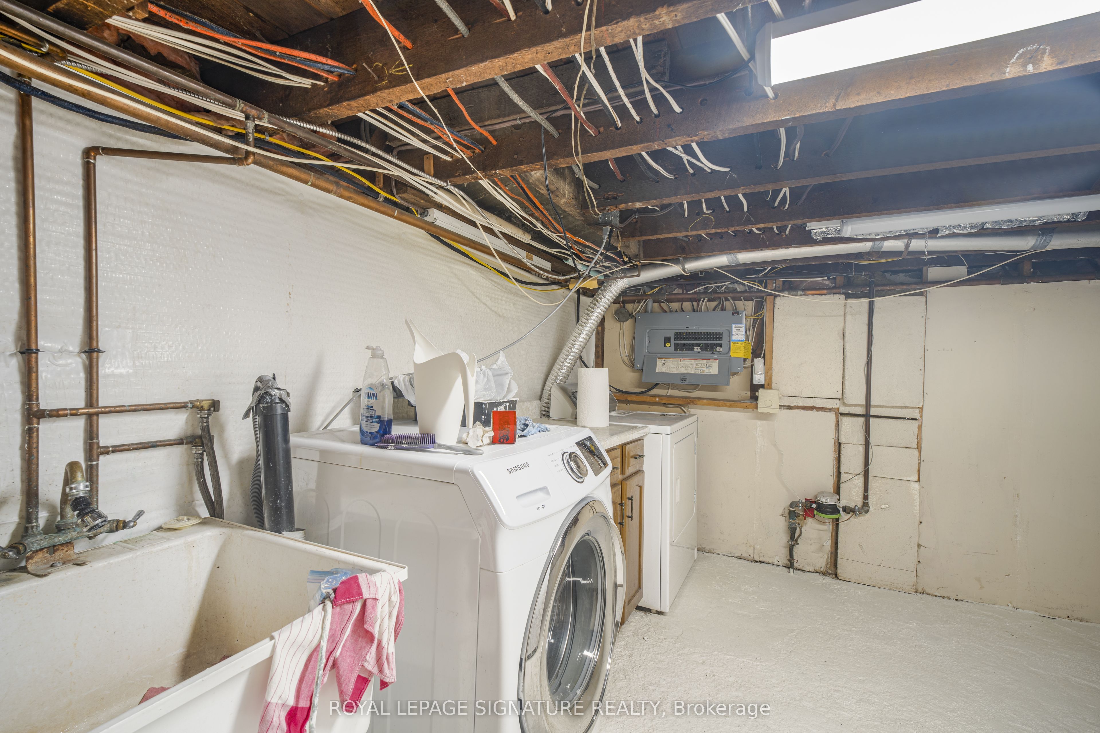 141 York Street Property Photo 31