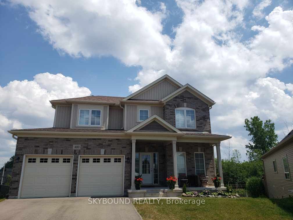 400 Hummel Crescent
