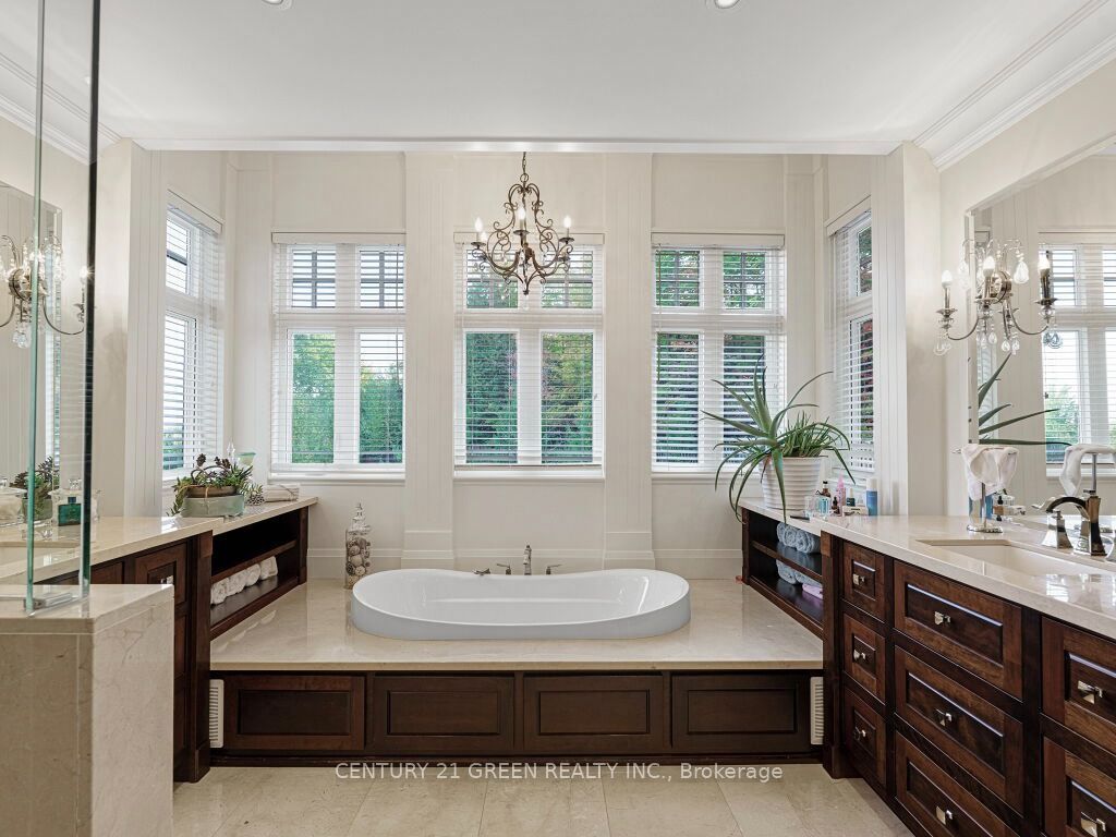 39 Brookhaven Crescent Property Photo 30