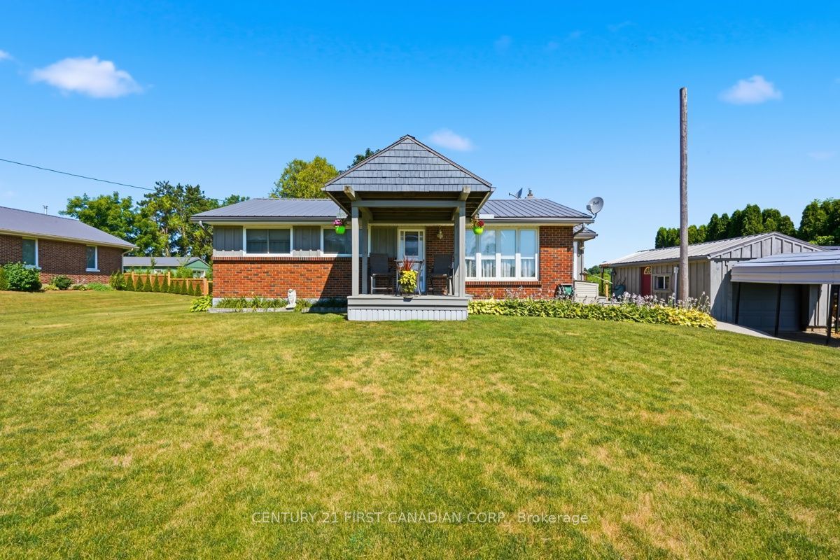 22656 Queens Line Property Photo 1
