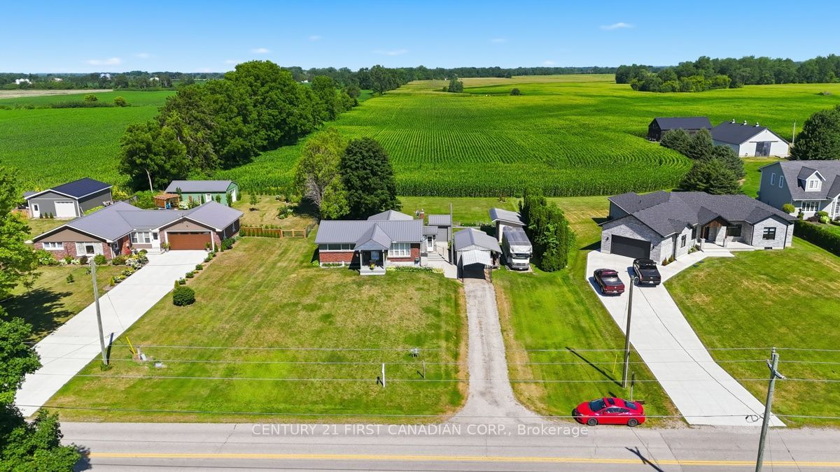 22656 Queens Line Property Photo 3