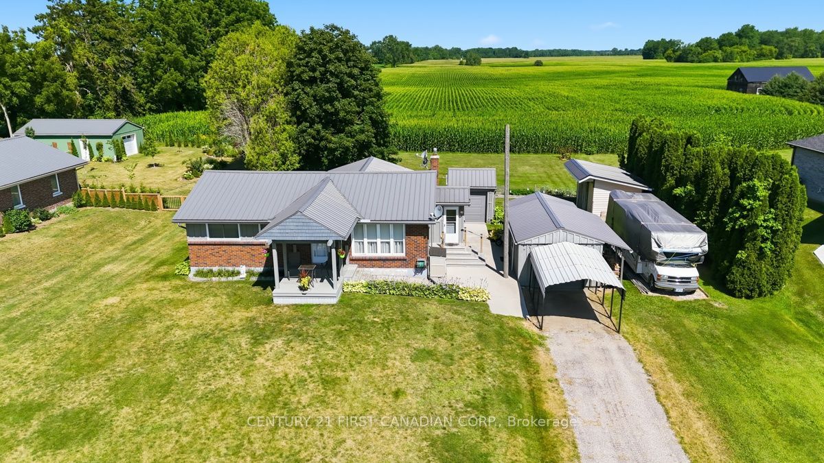 22656 Queens Line Property Photo 4