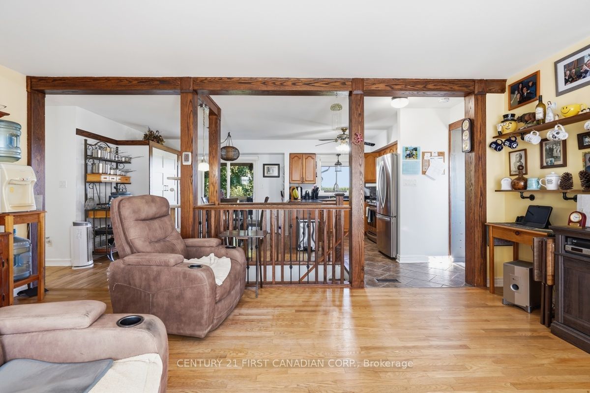 22656 Queens Line Property Photo 11